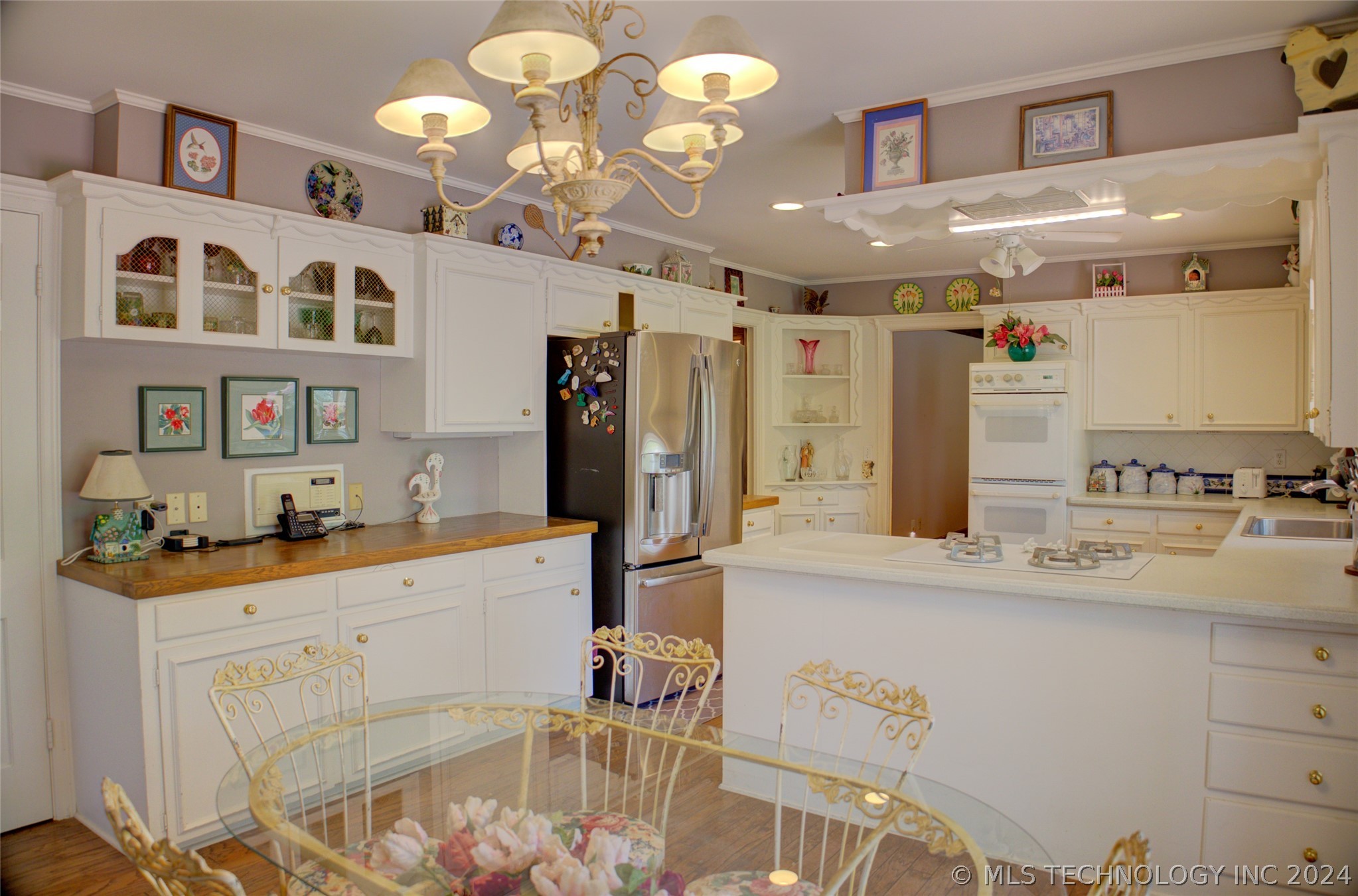 3818 S Florence Place