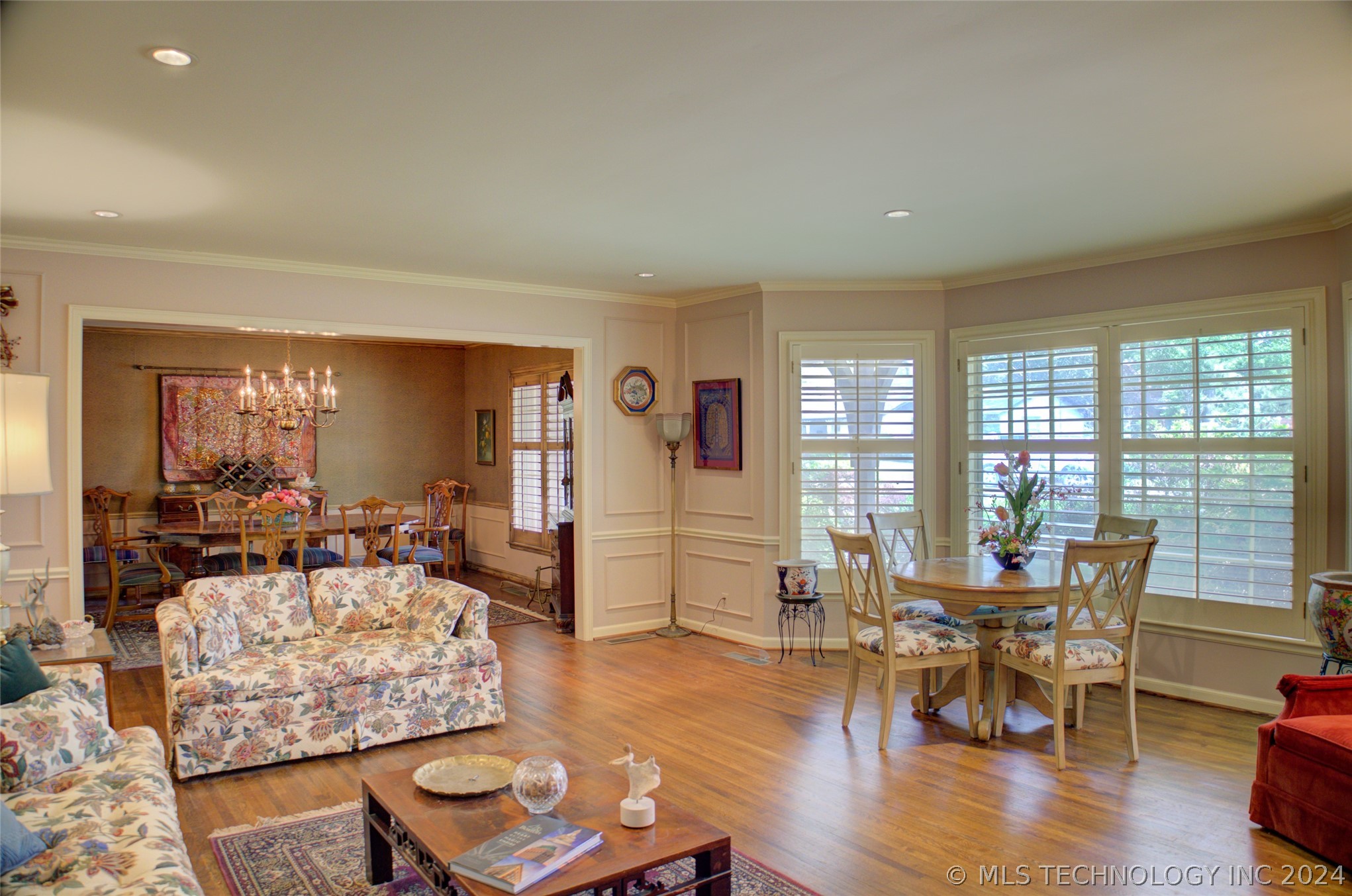 3818 S Florence Place