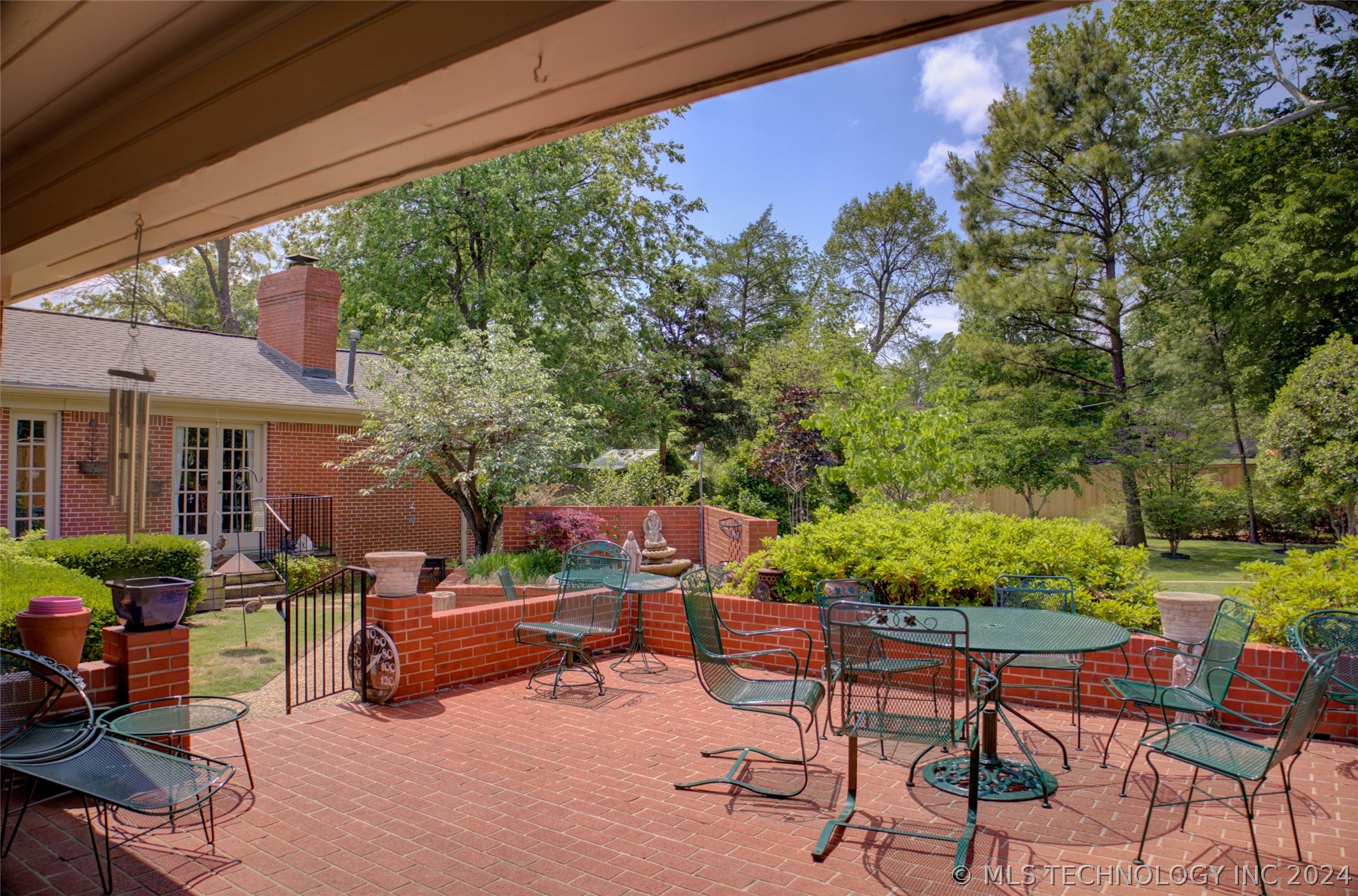 3818 S Florence Place