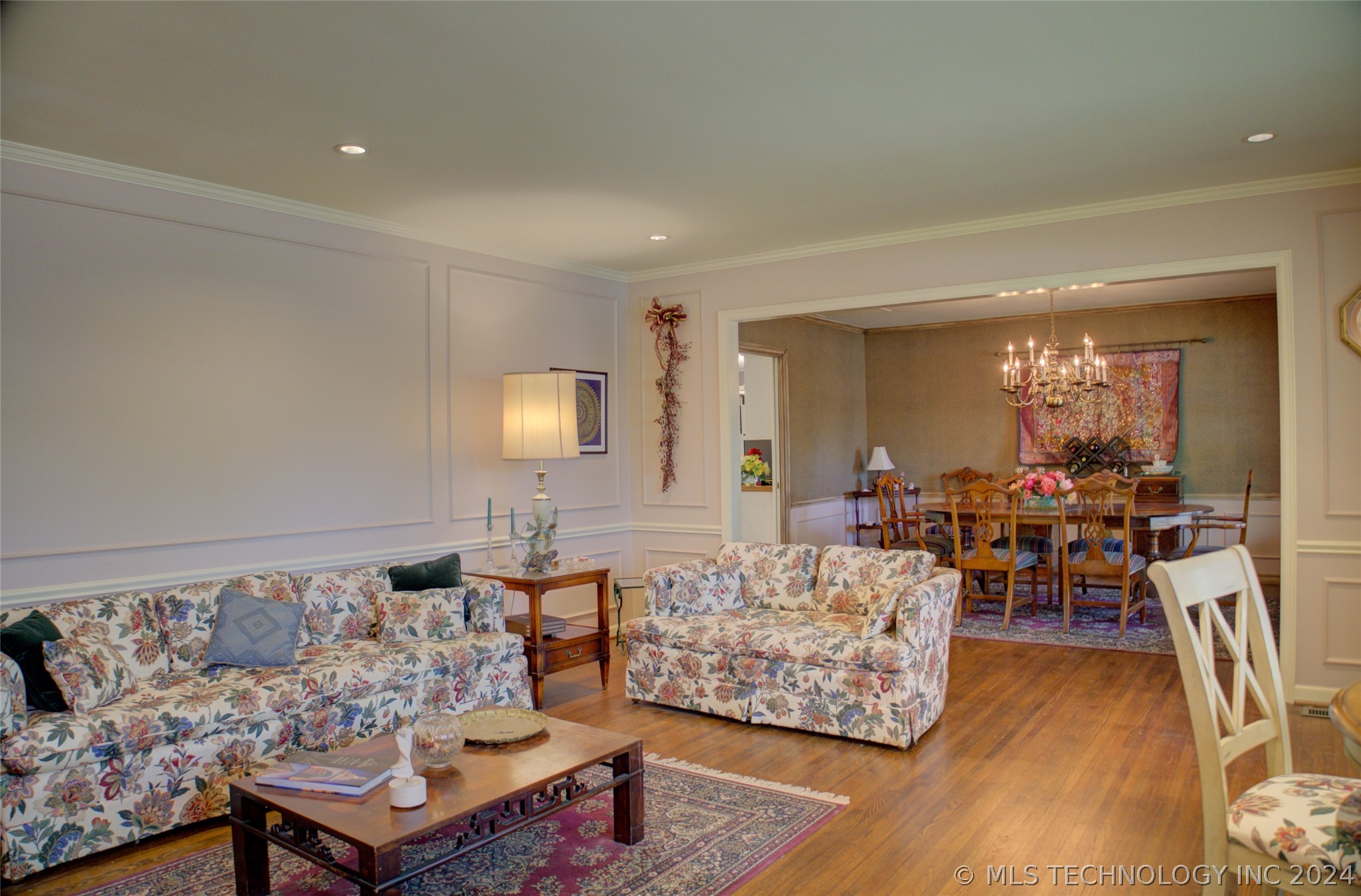 3818 S Florence Place