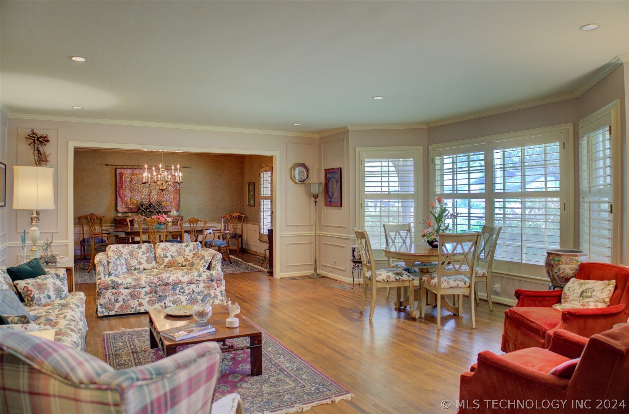 3818 S Florence Place