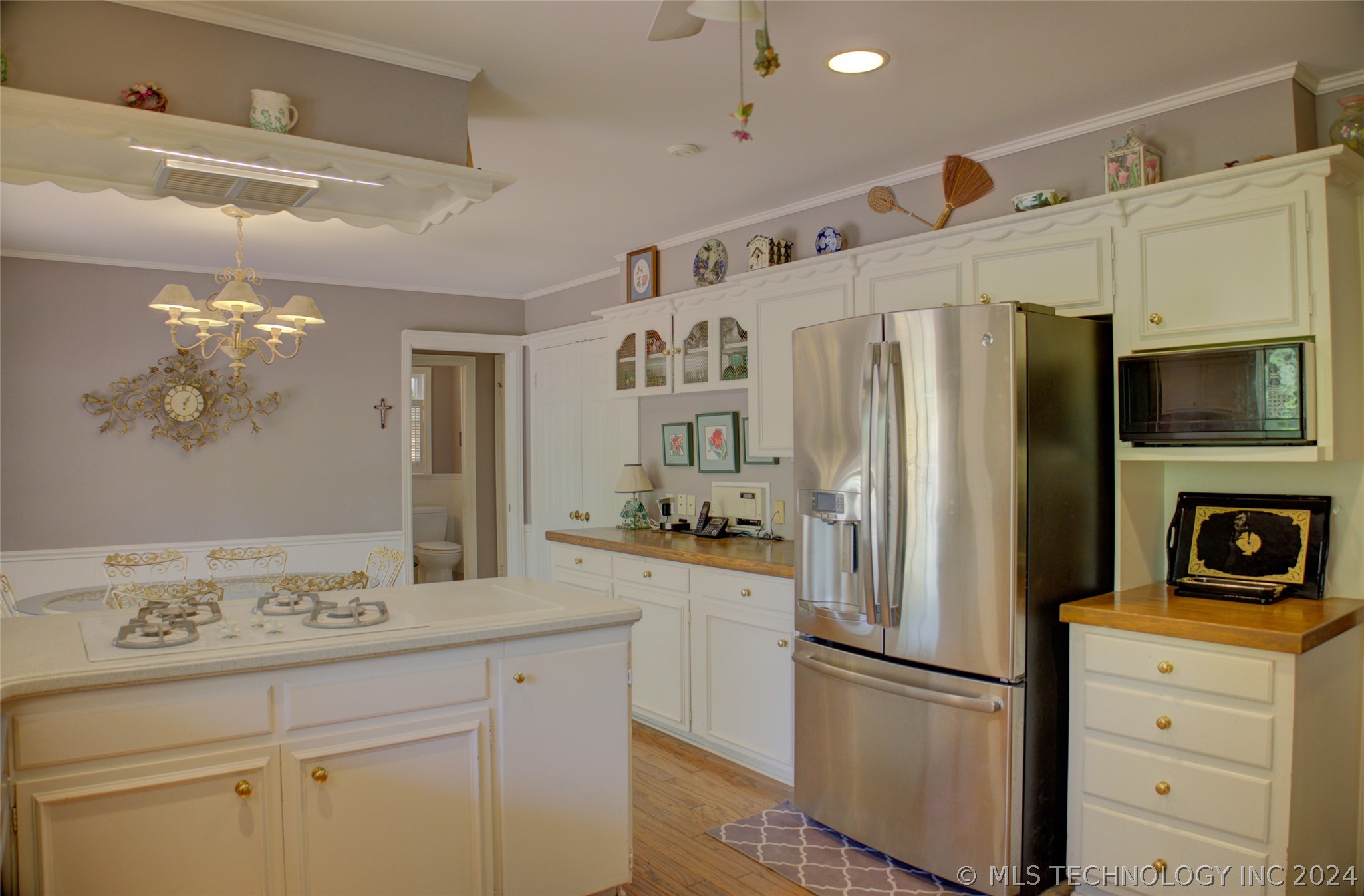 3818 S Florence Place