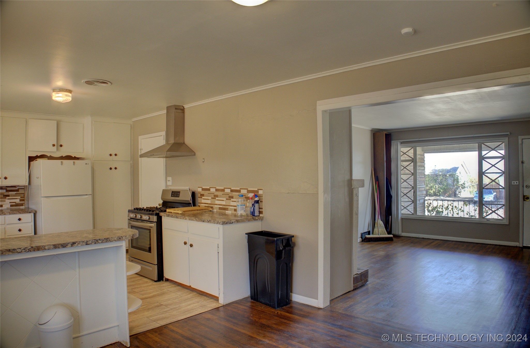 430 S 80th East Avenue