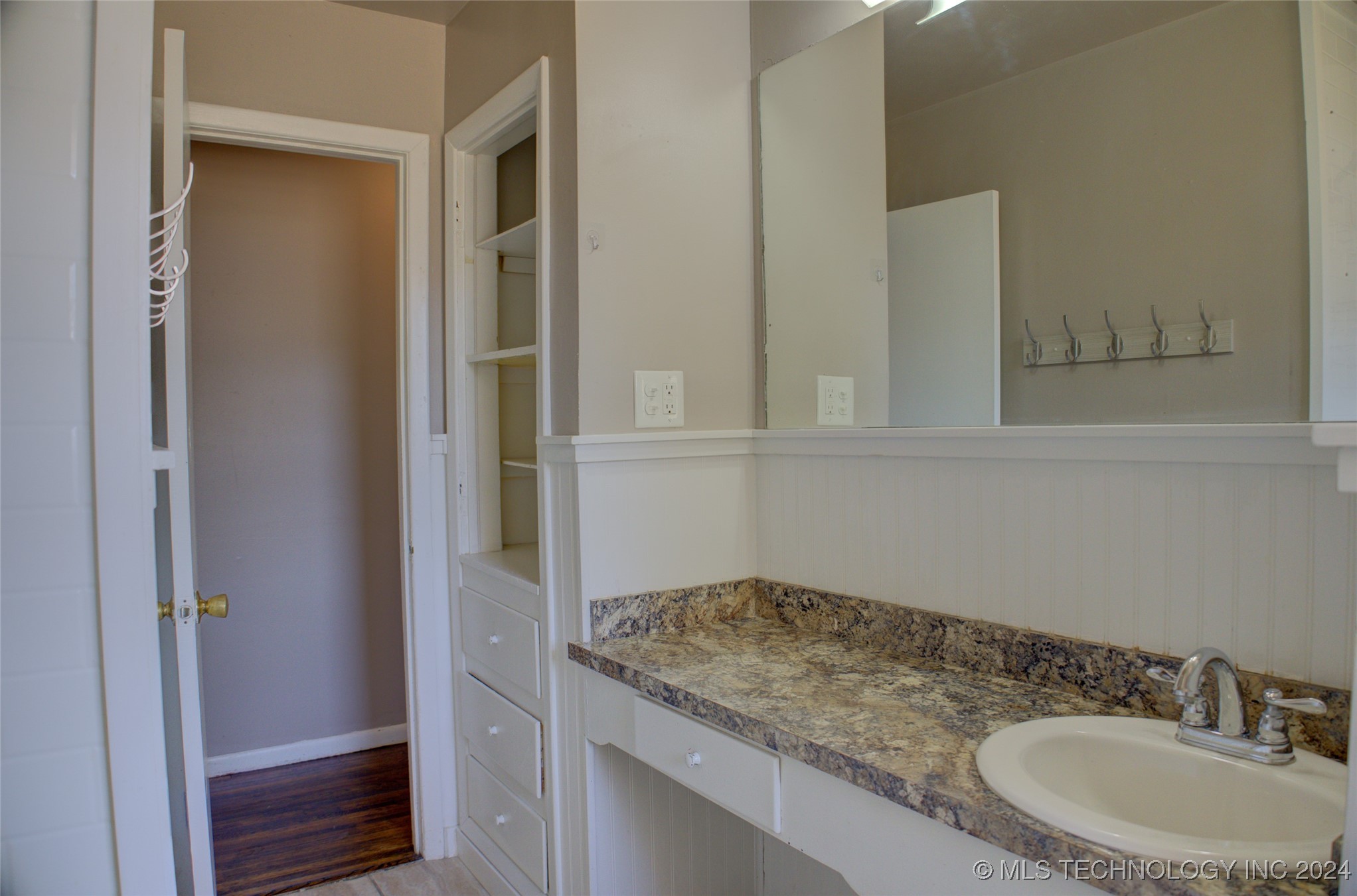 430 S 80th East Avenue