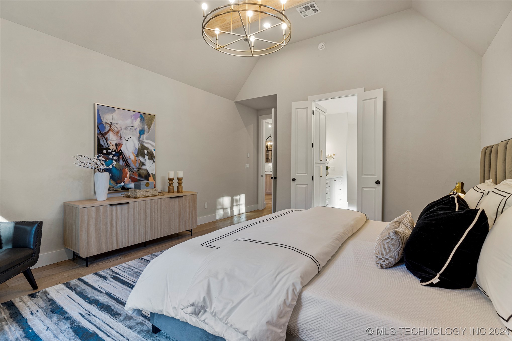 10304 S College Avenue