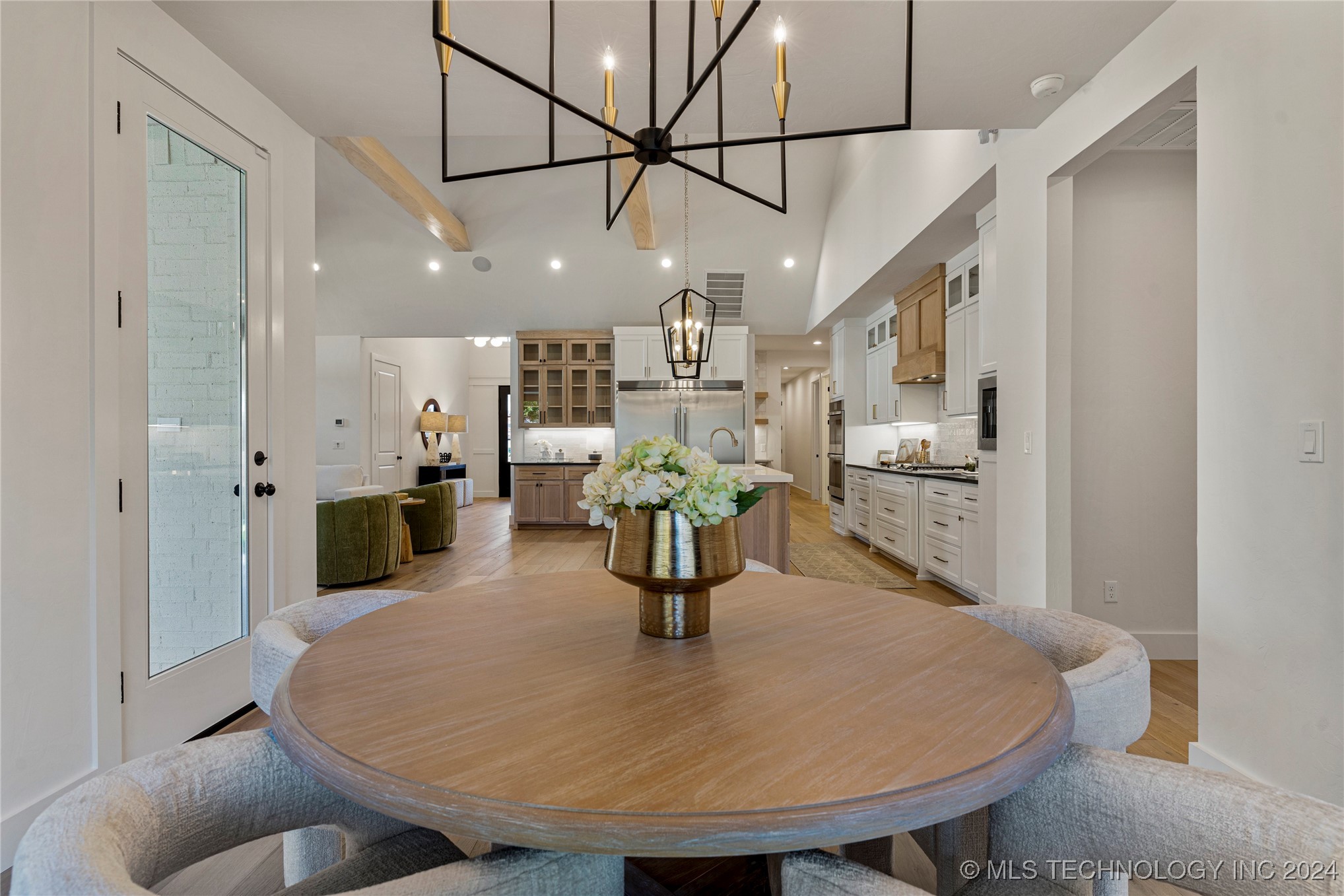 10304 S College Avenue