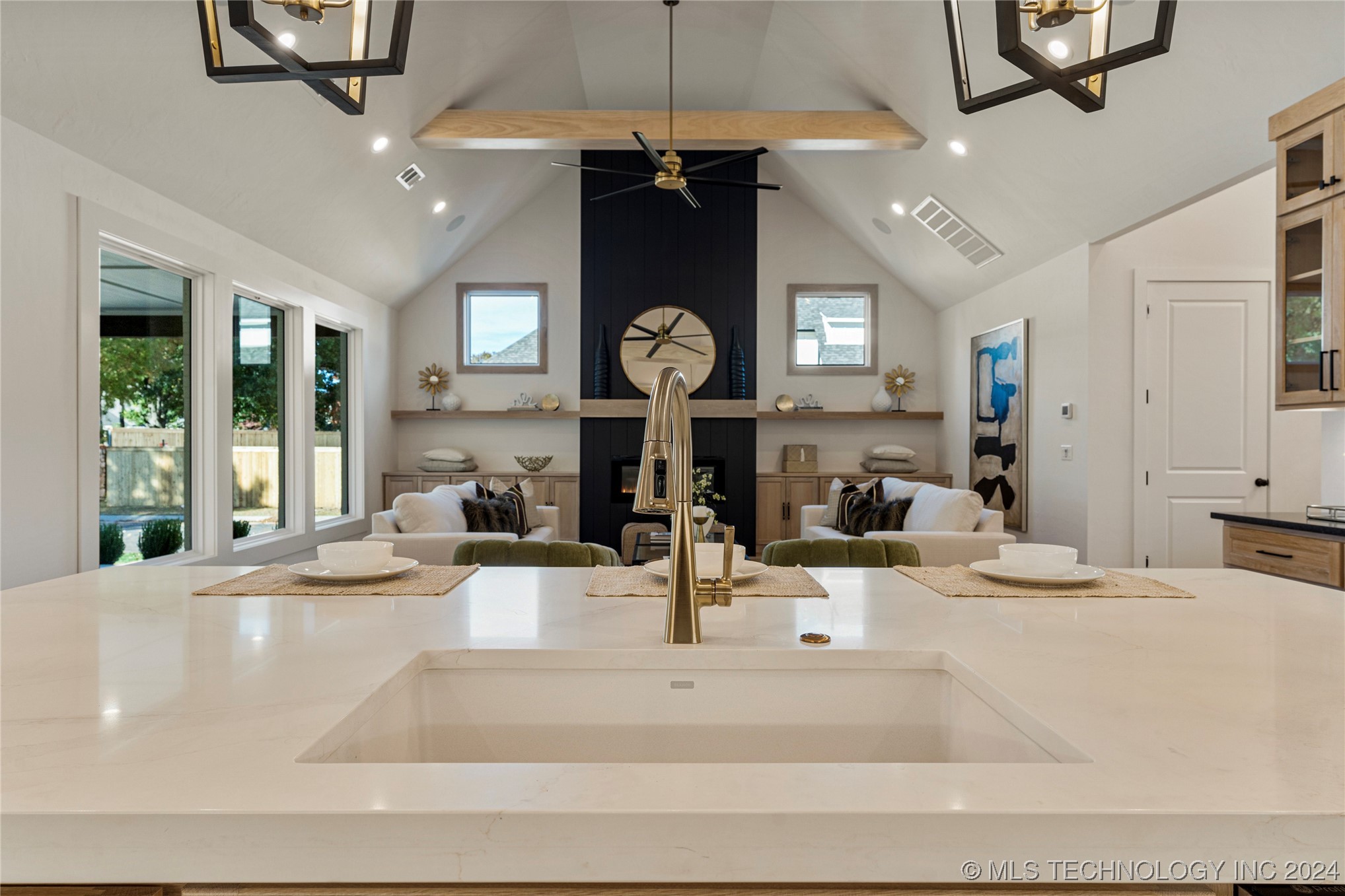 10304 S College Avenue