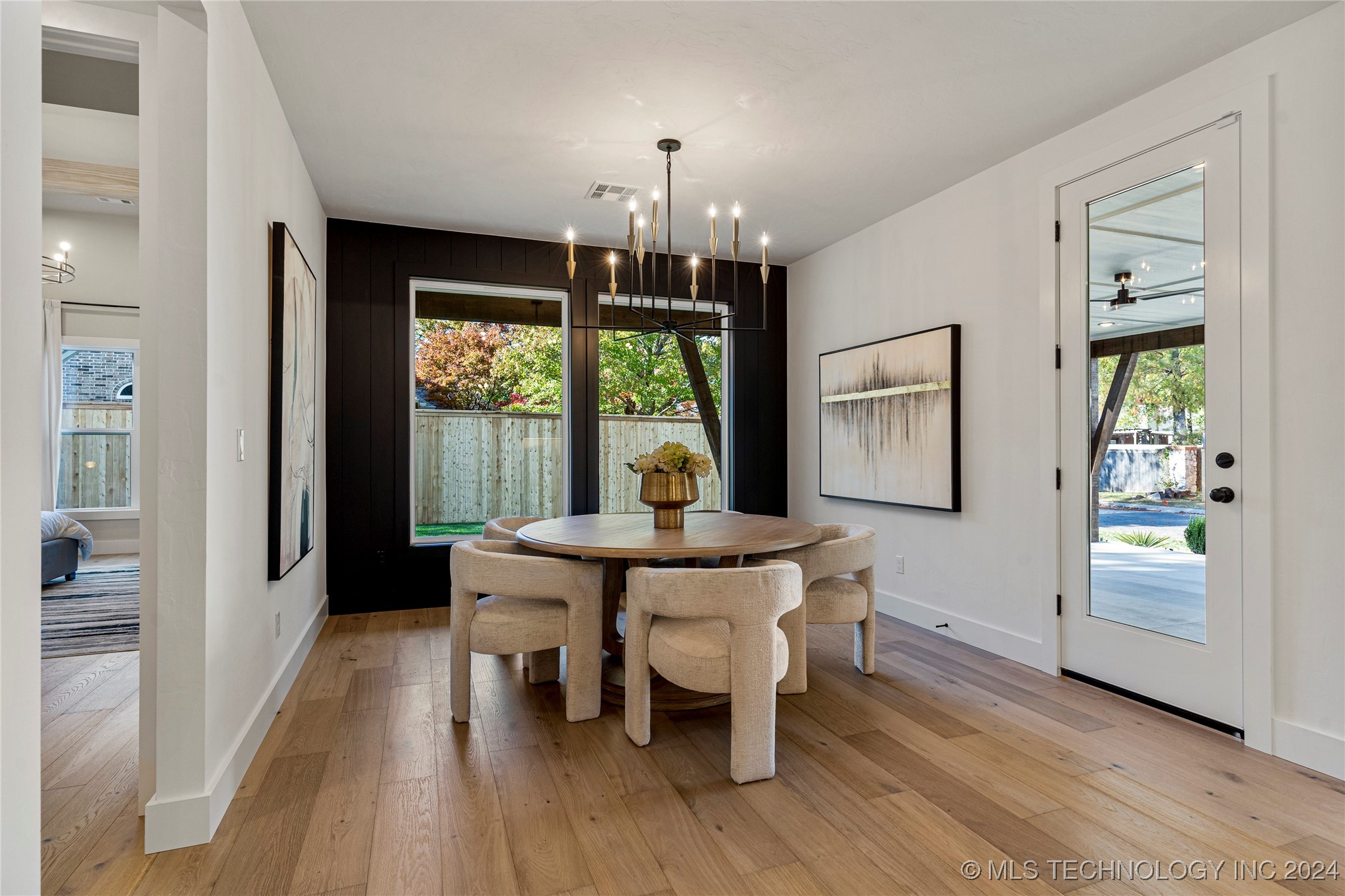 10304 S College Avenue