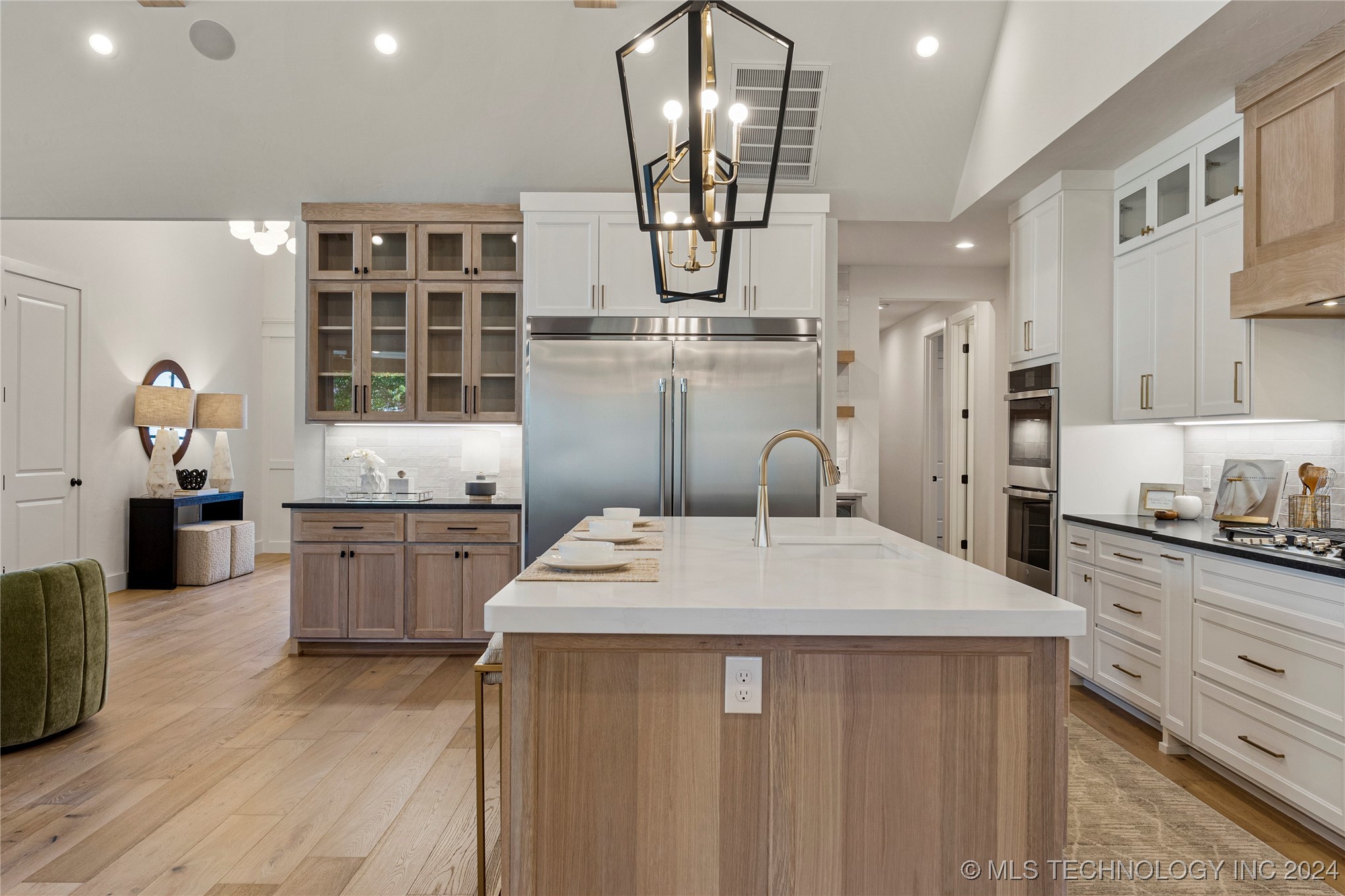 10304 S College Avenue