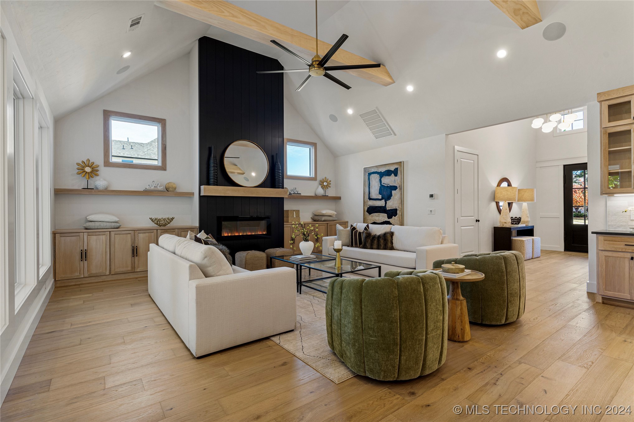 10304 S College Avenue