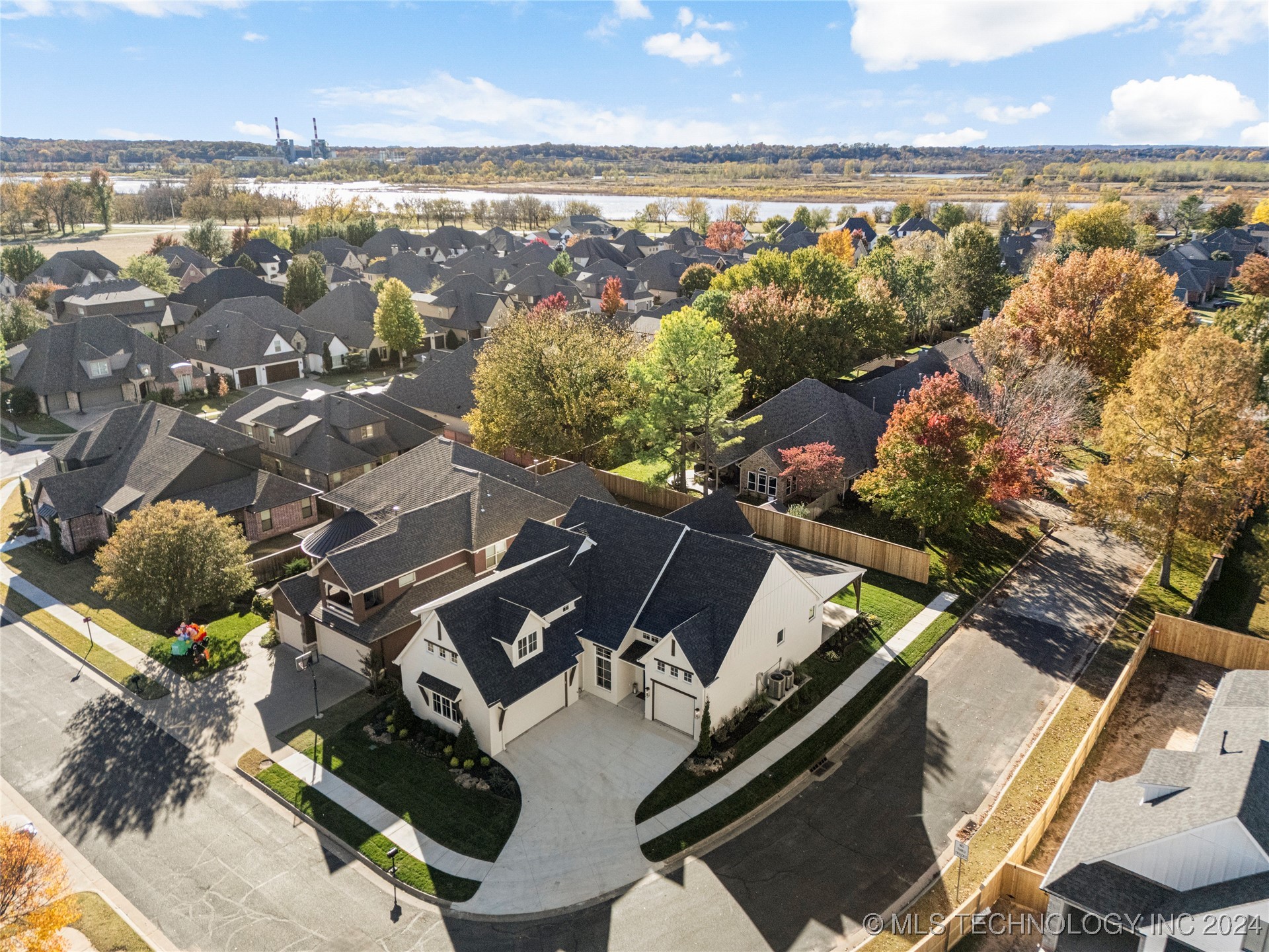 10304 S College Avenue