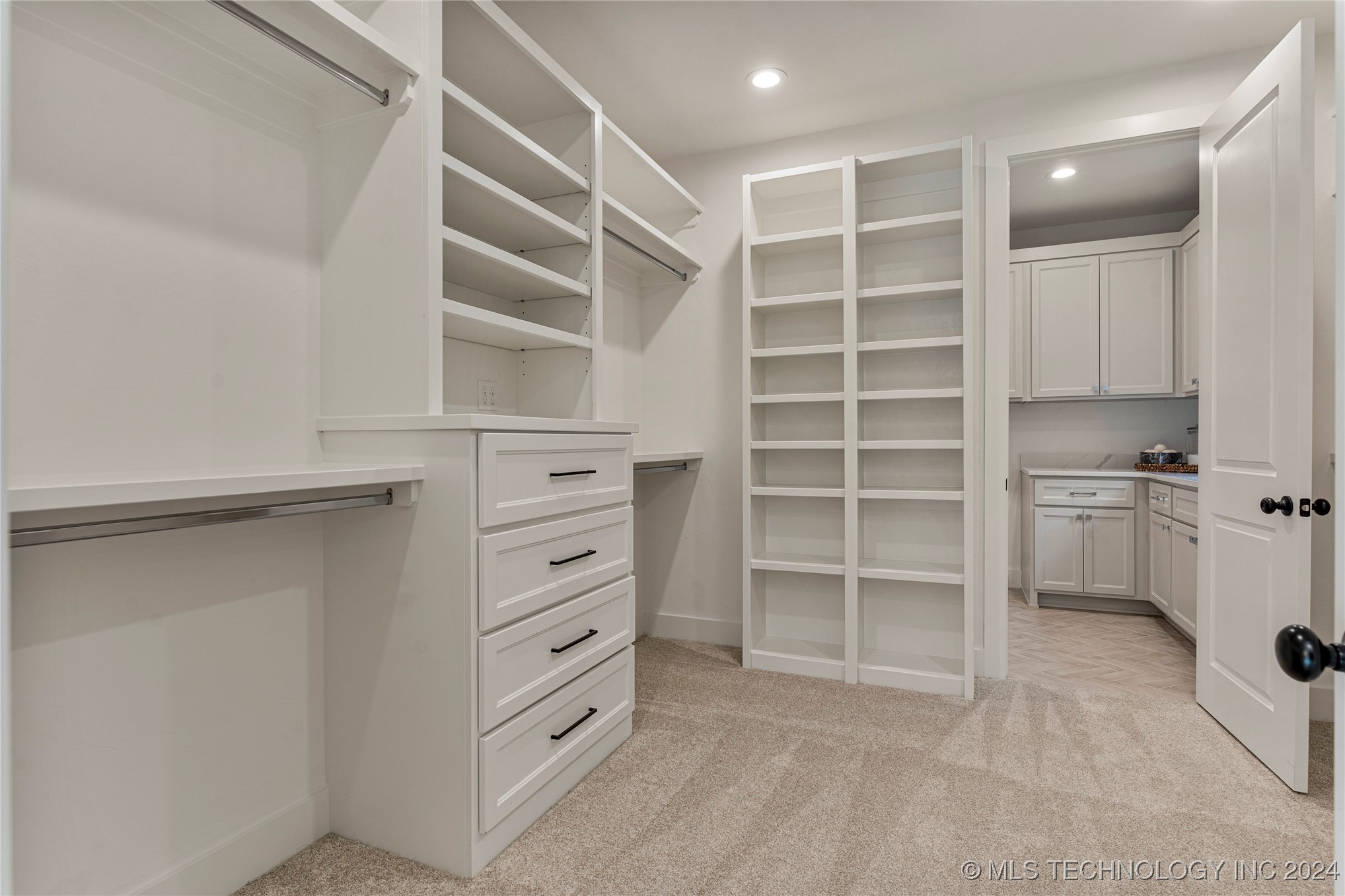 10304 S College Avenue