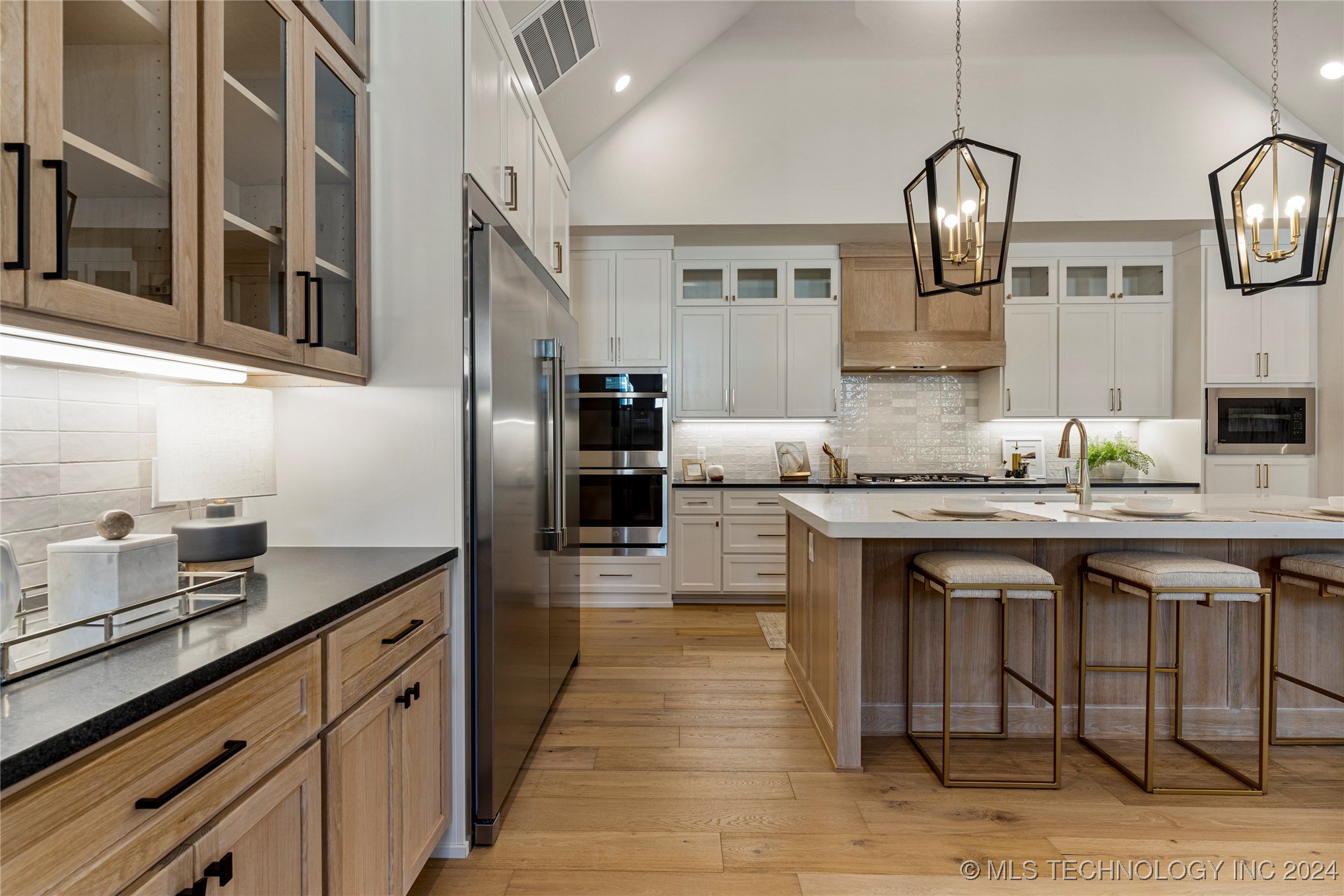 10304 S College Avenue