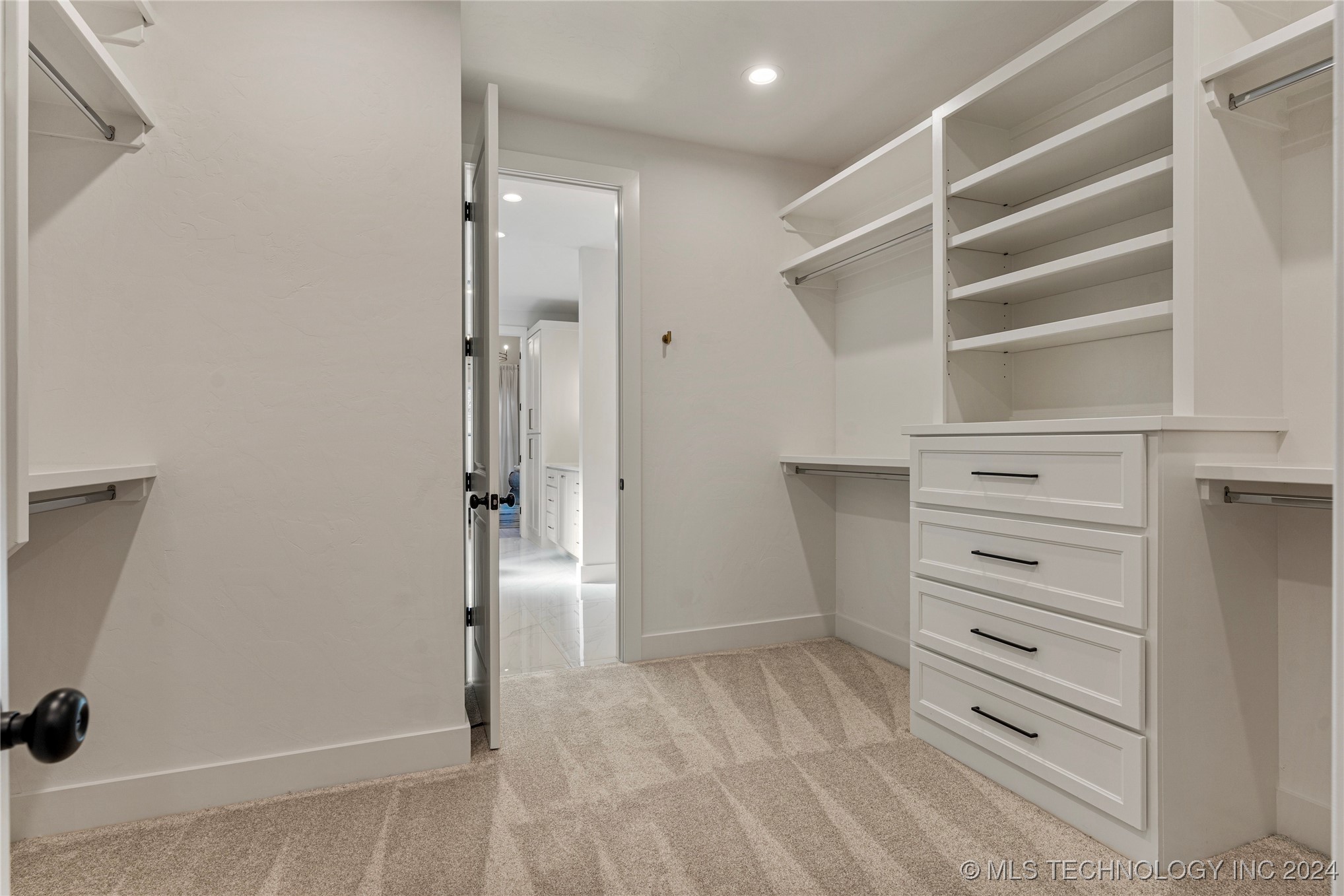 10304 S College Avenue