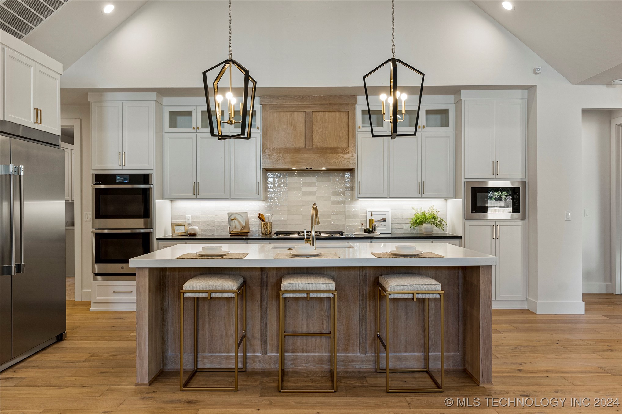 10304 S College Avenue