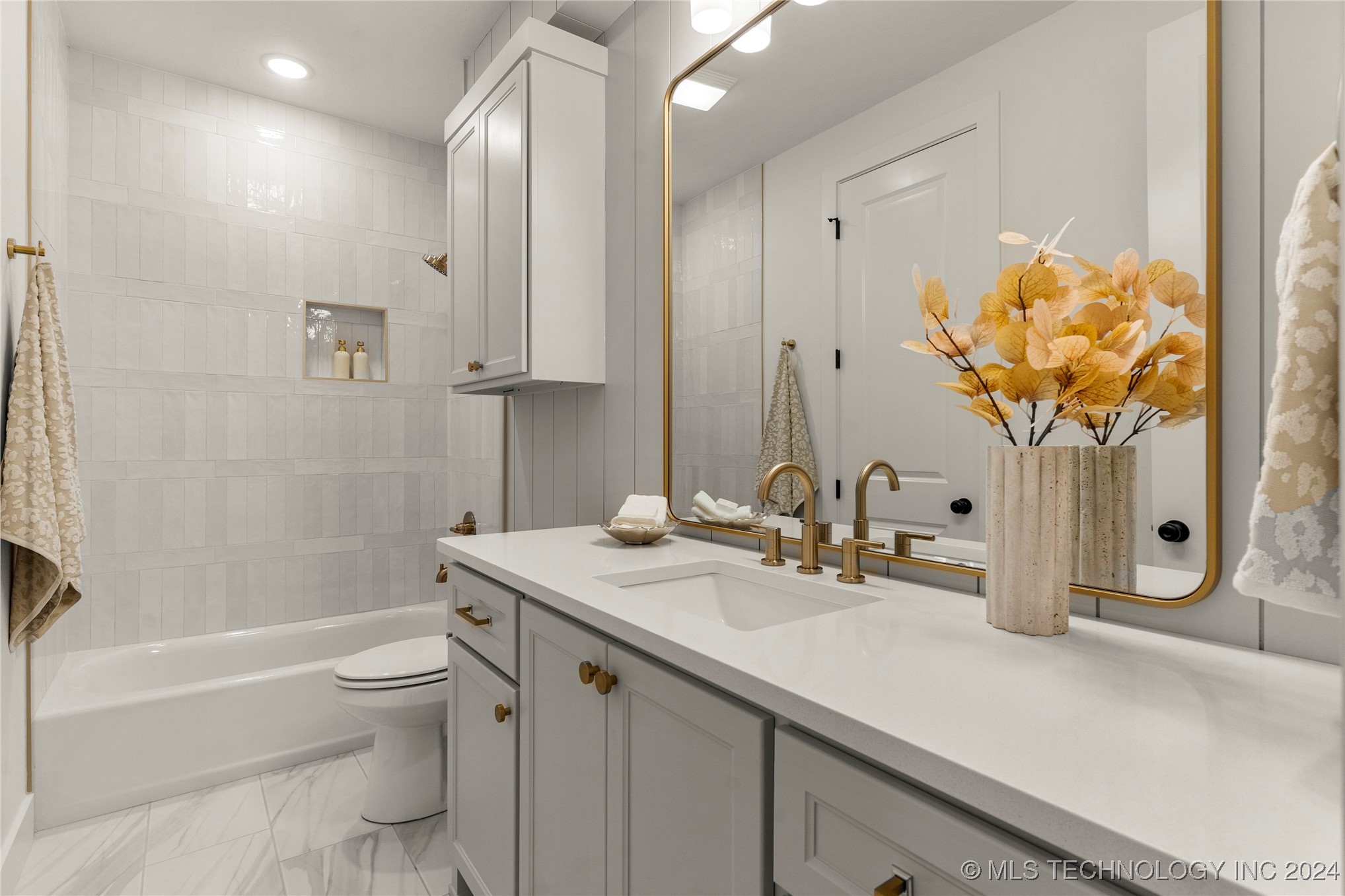 10304 S College Avenue