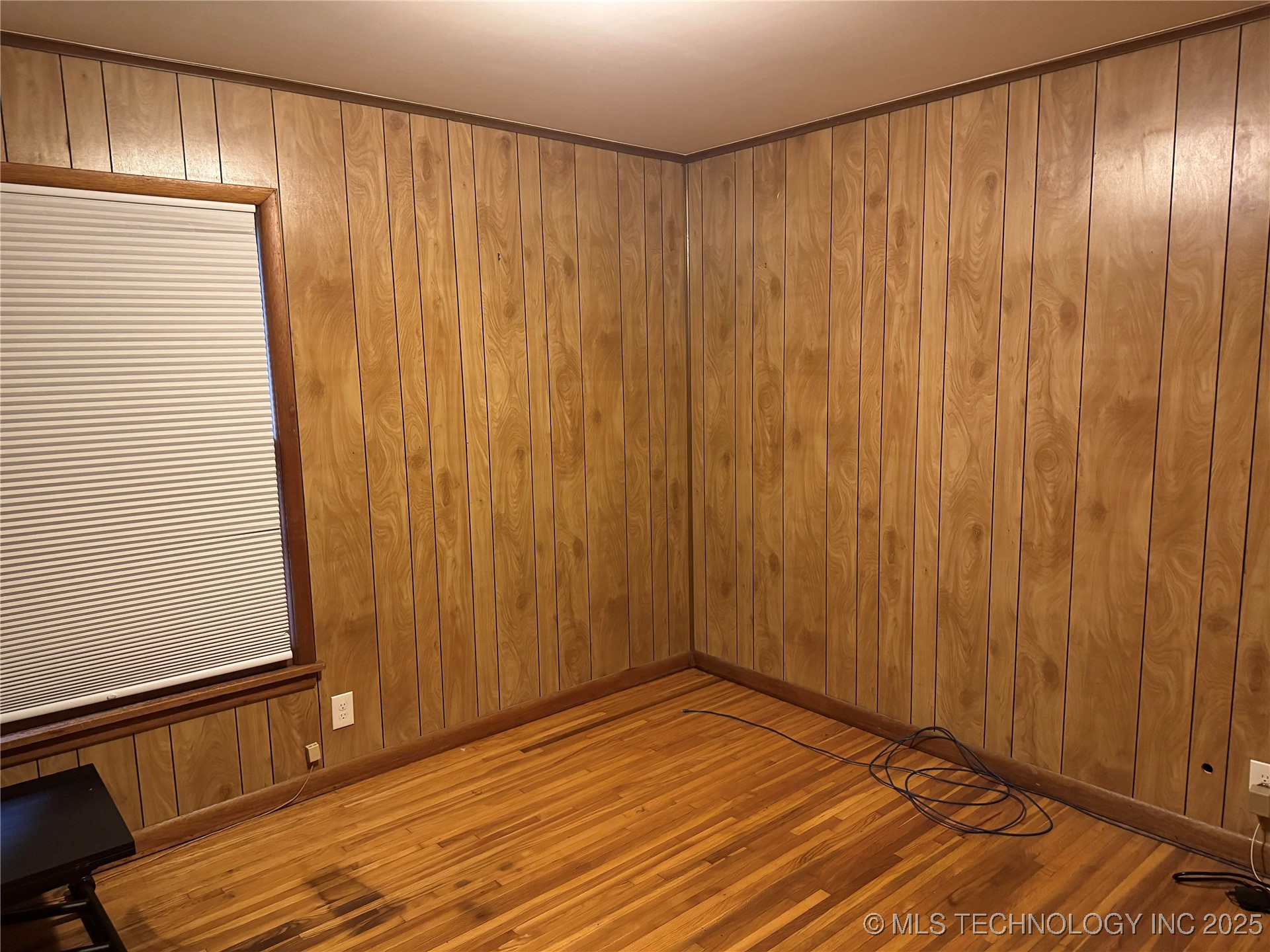 3823 S Jamestown Avenue