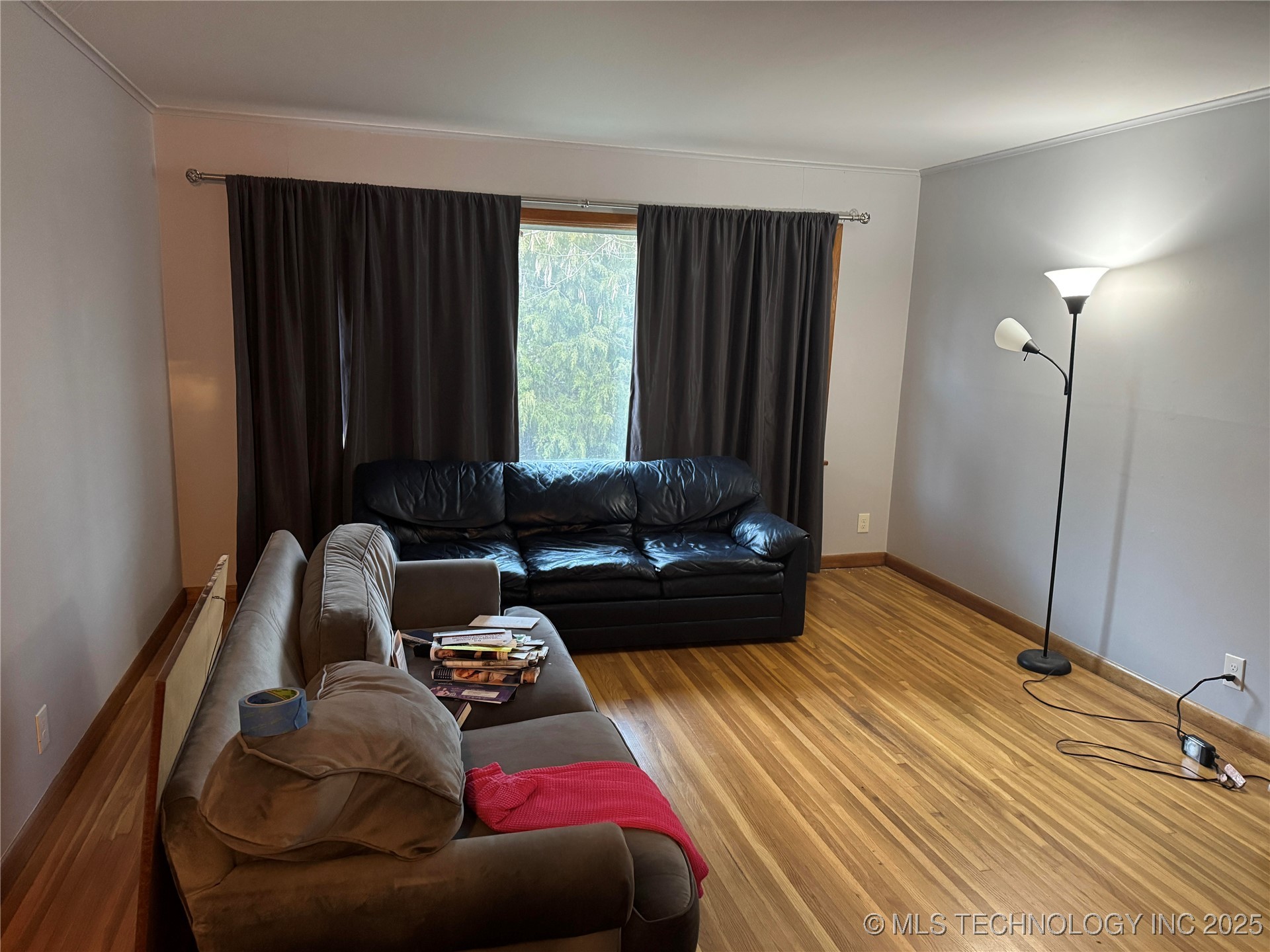 3823 S Jamestown Avenue