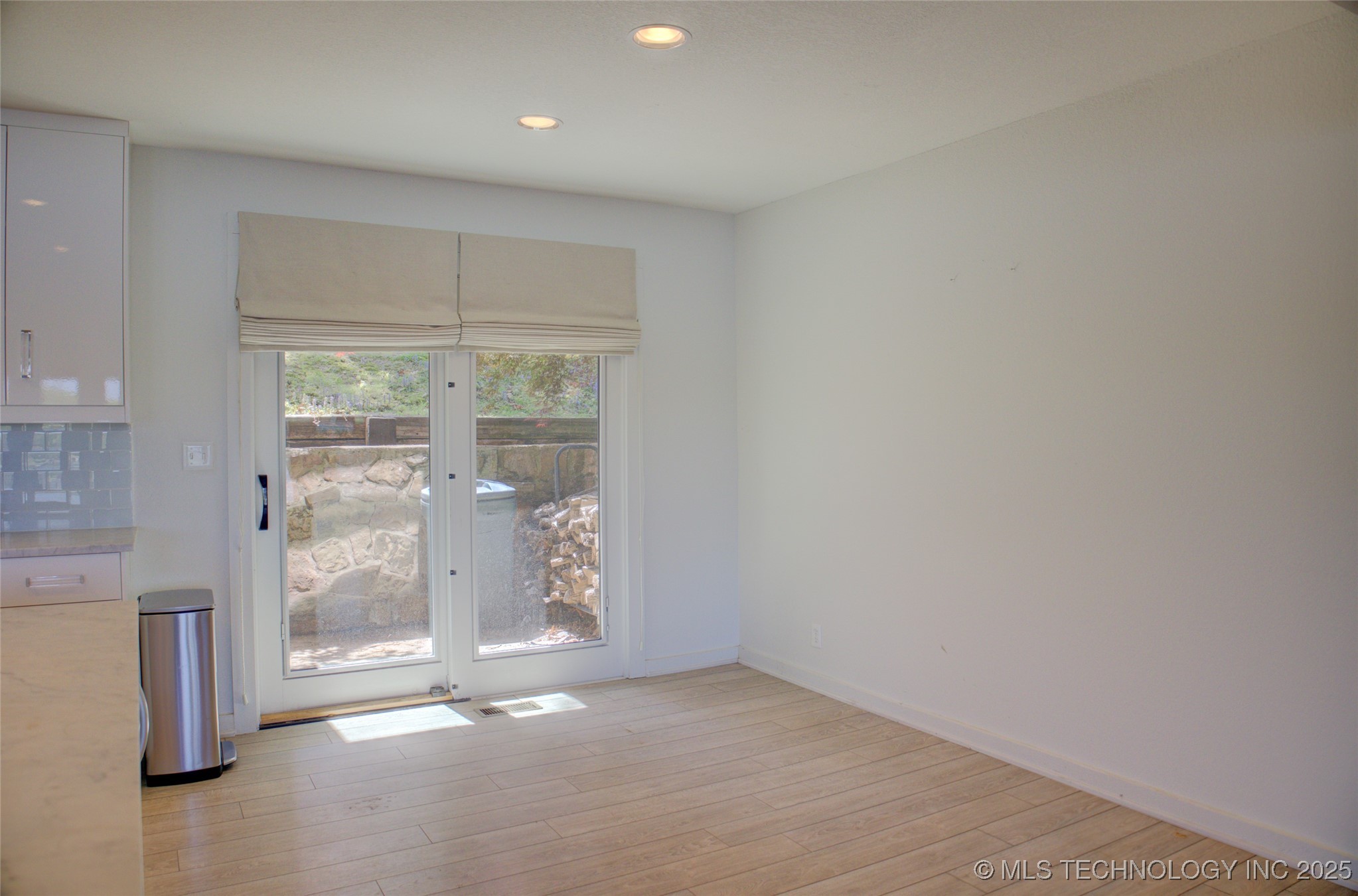 450779 E 341 Road 29