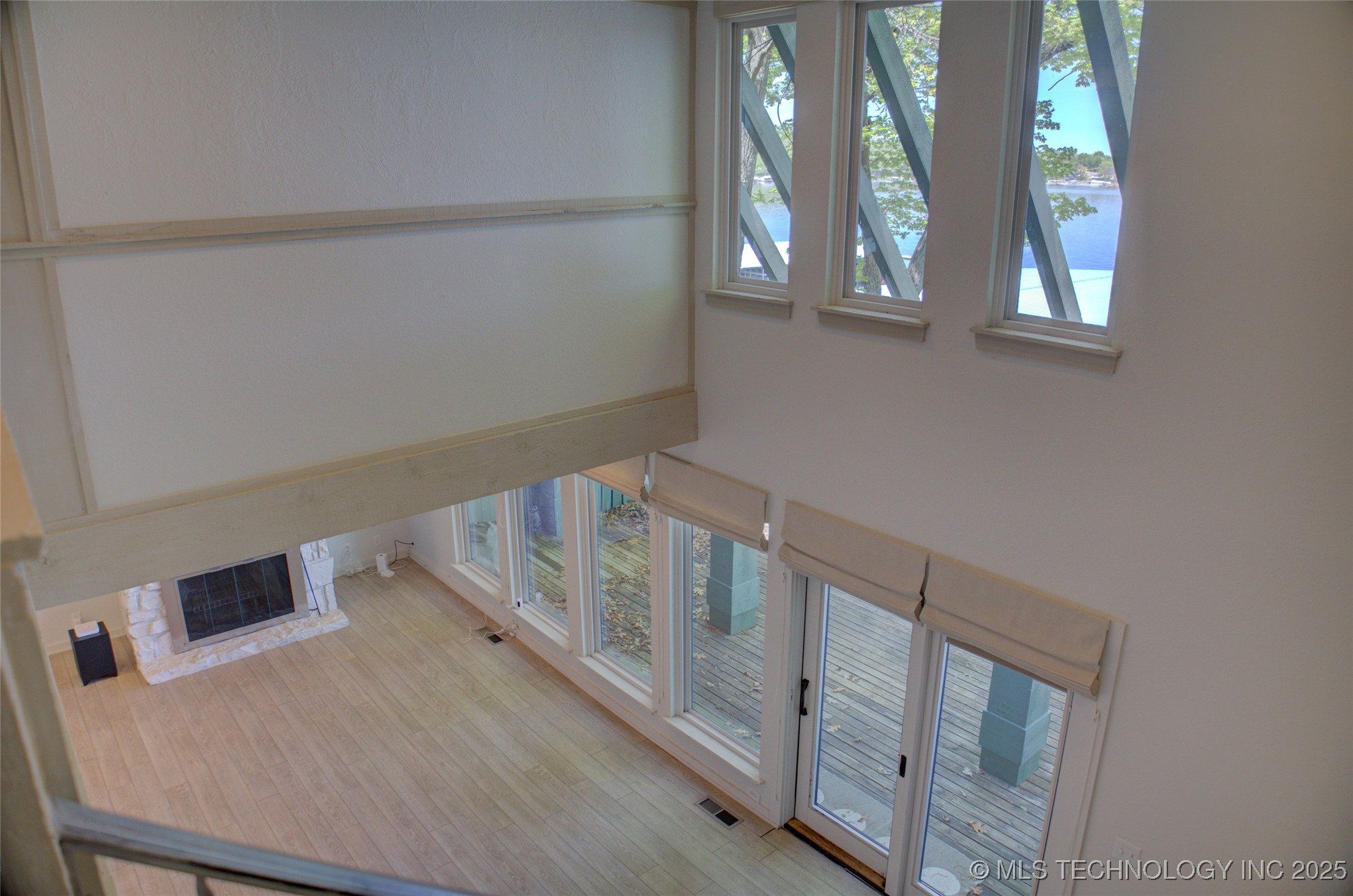 450779 E 341 Road 29