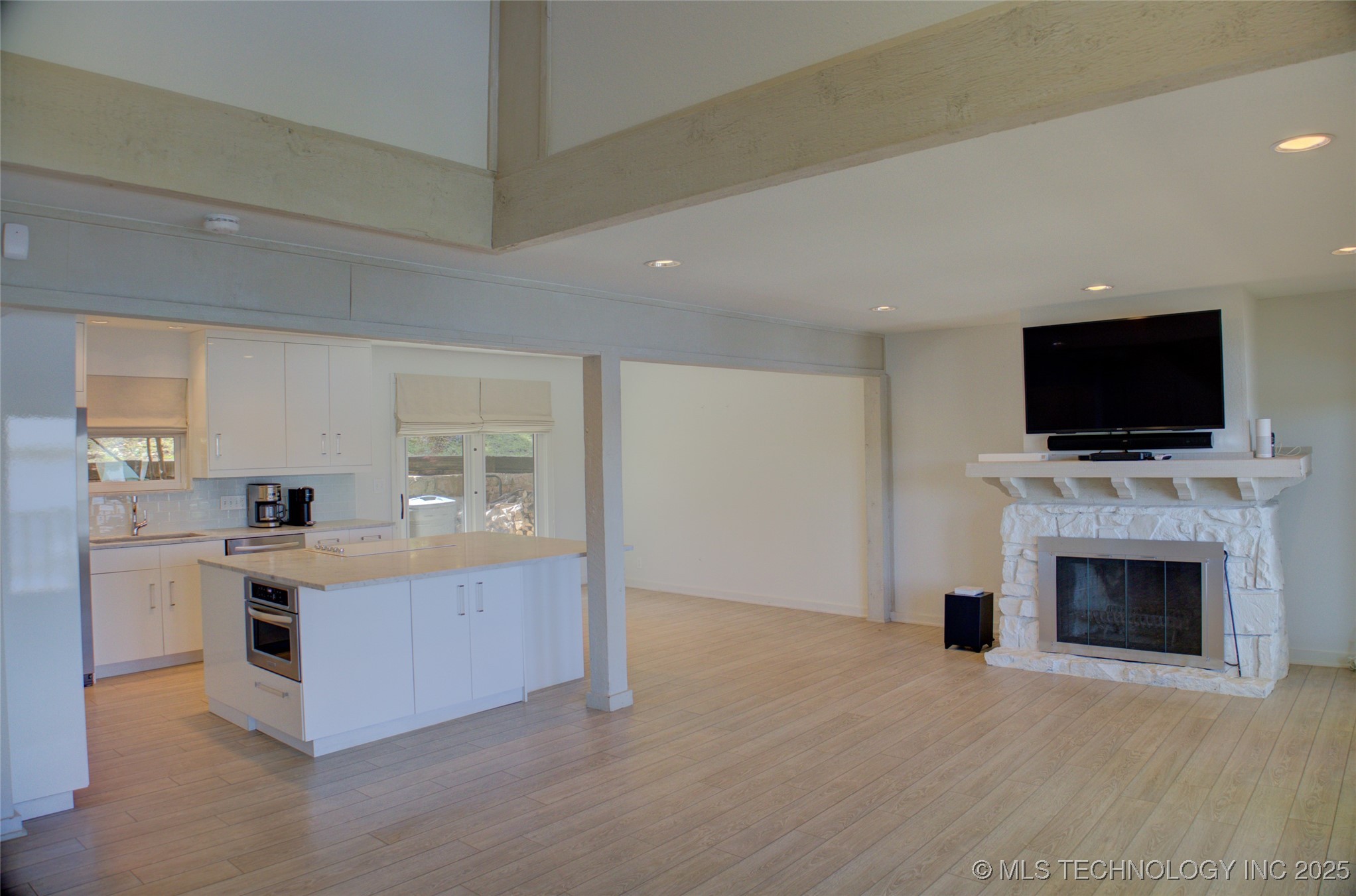 450779 E 341 Road 29