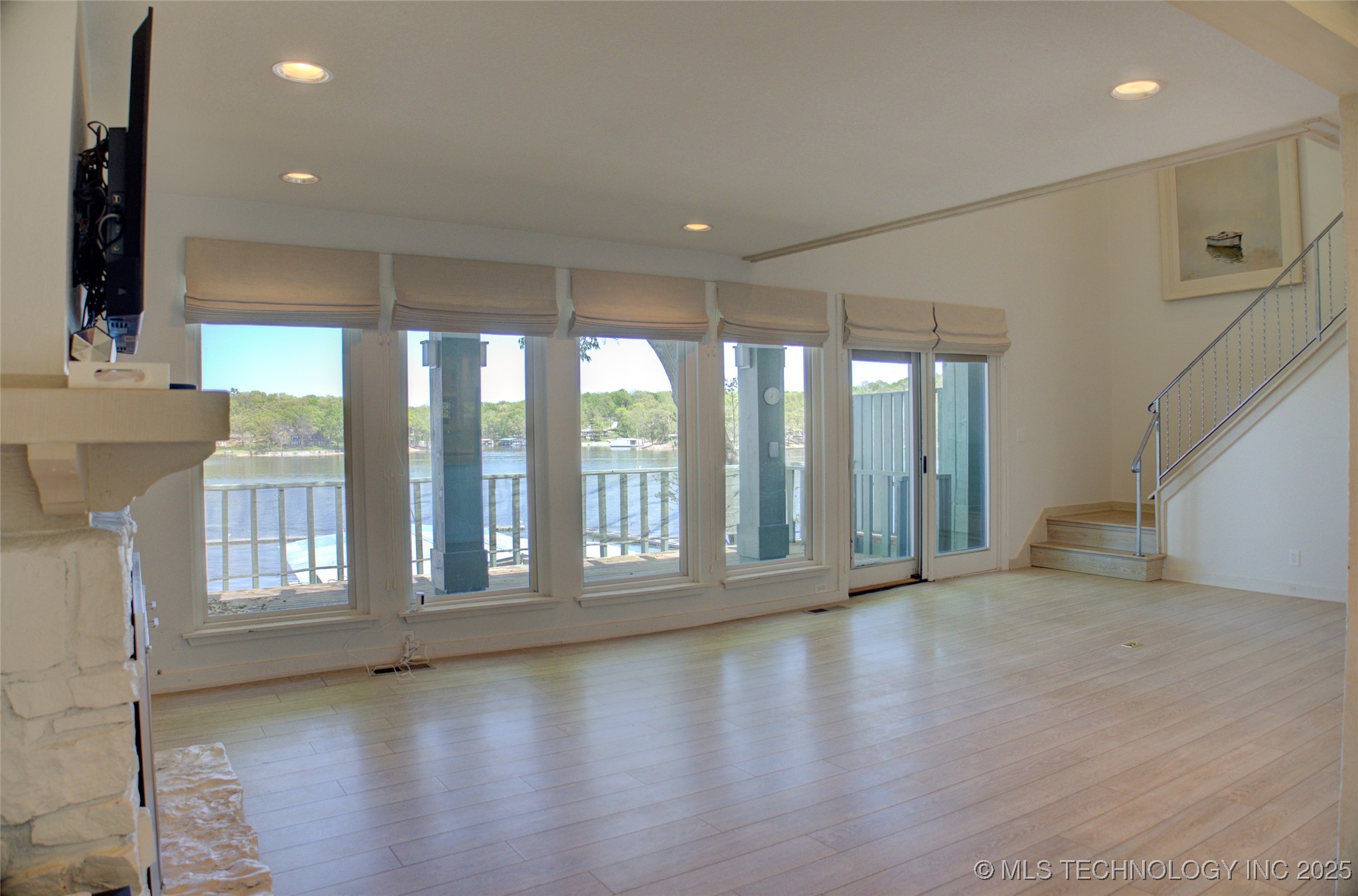 450779 E 341 Road 29