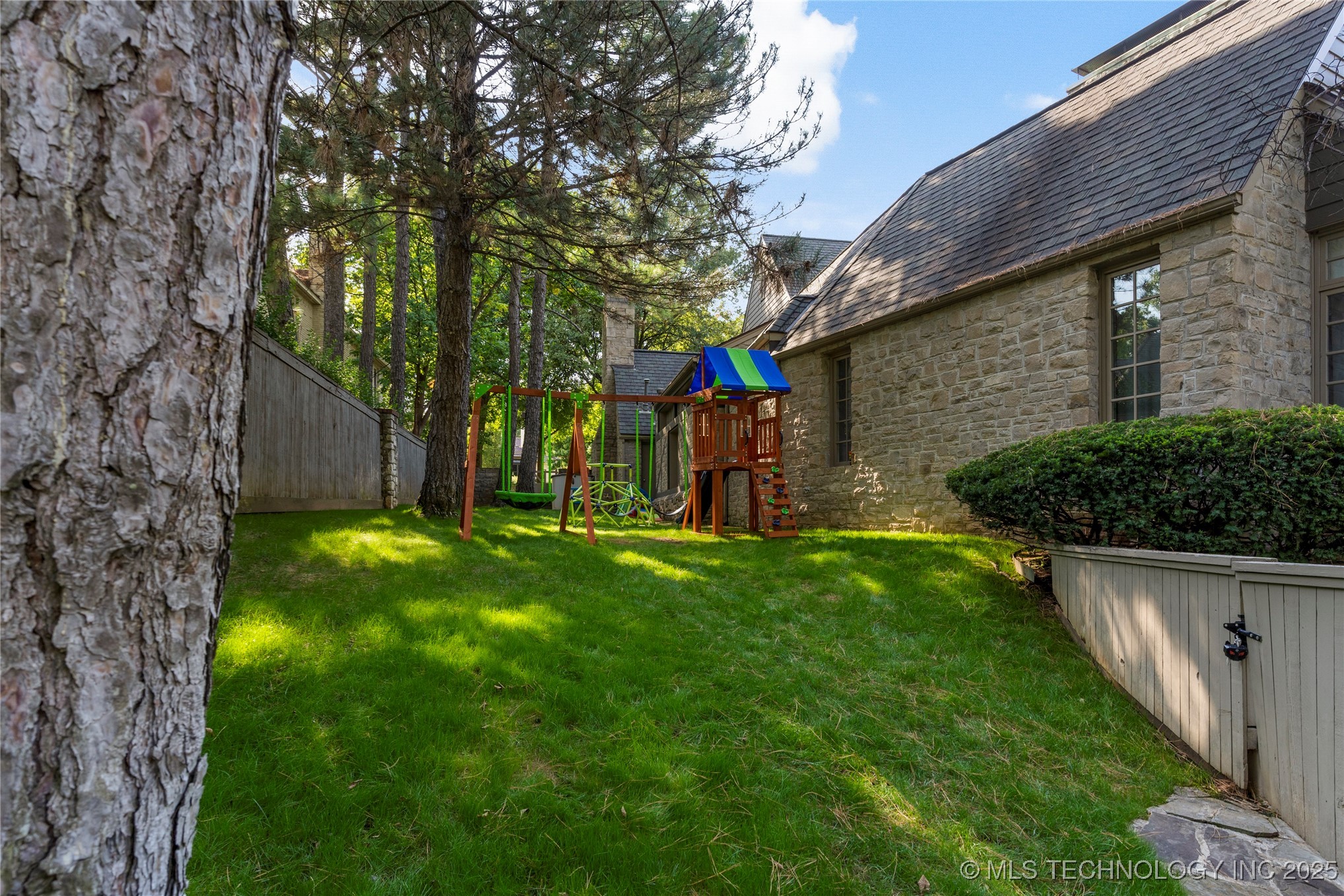 2715 S Birmingham Place