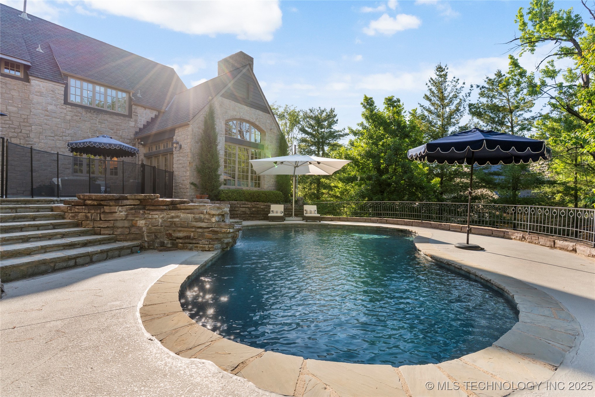 2715 S Birmingham Place