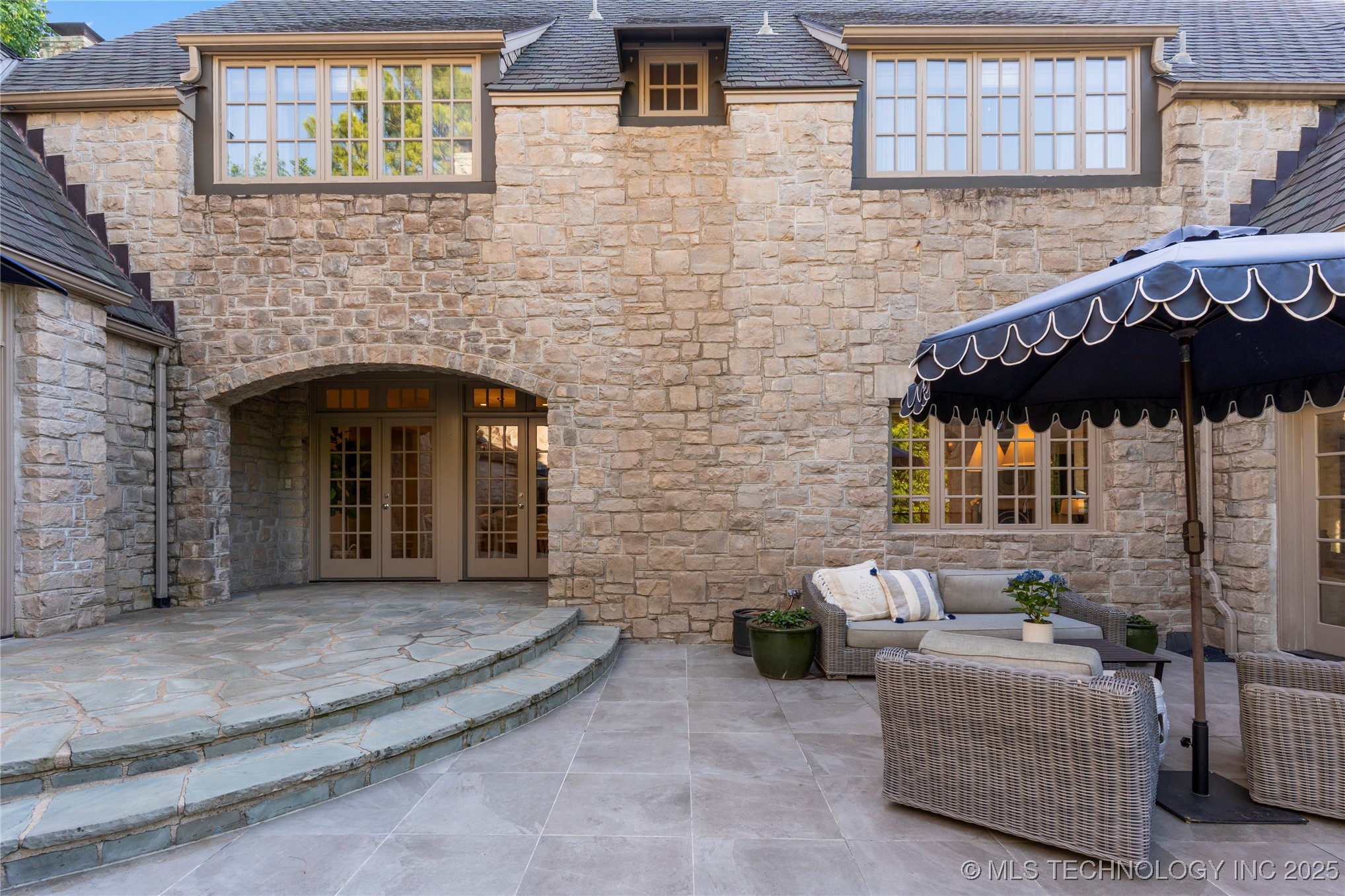 2715 S Birmingham Place