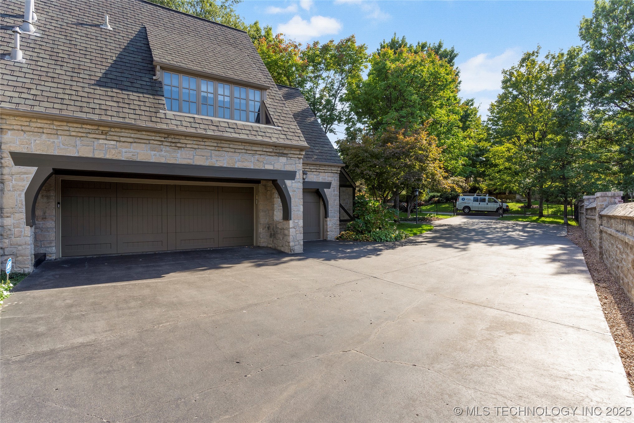 2715 S Birmingham Place