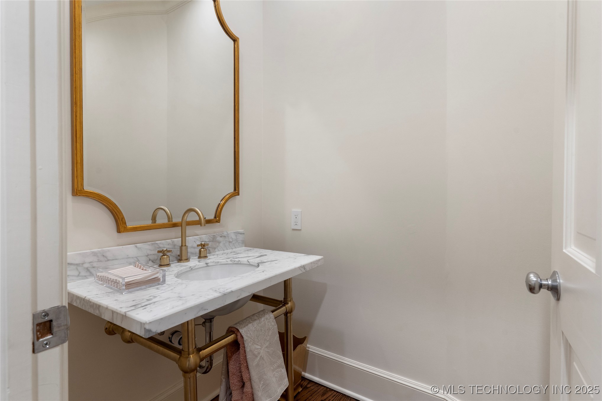 2715 S Birmingham Place