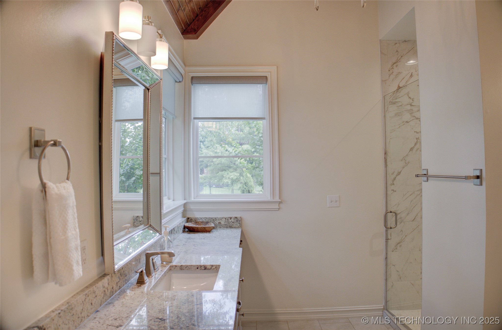 4401 S Yellow Pine Avenue