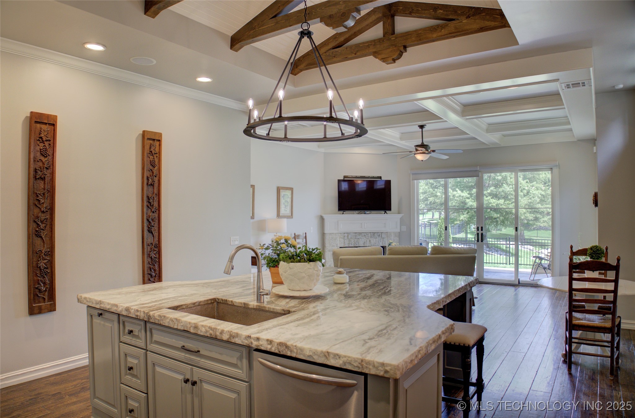 4401 S Yellow Pine Avenue