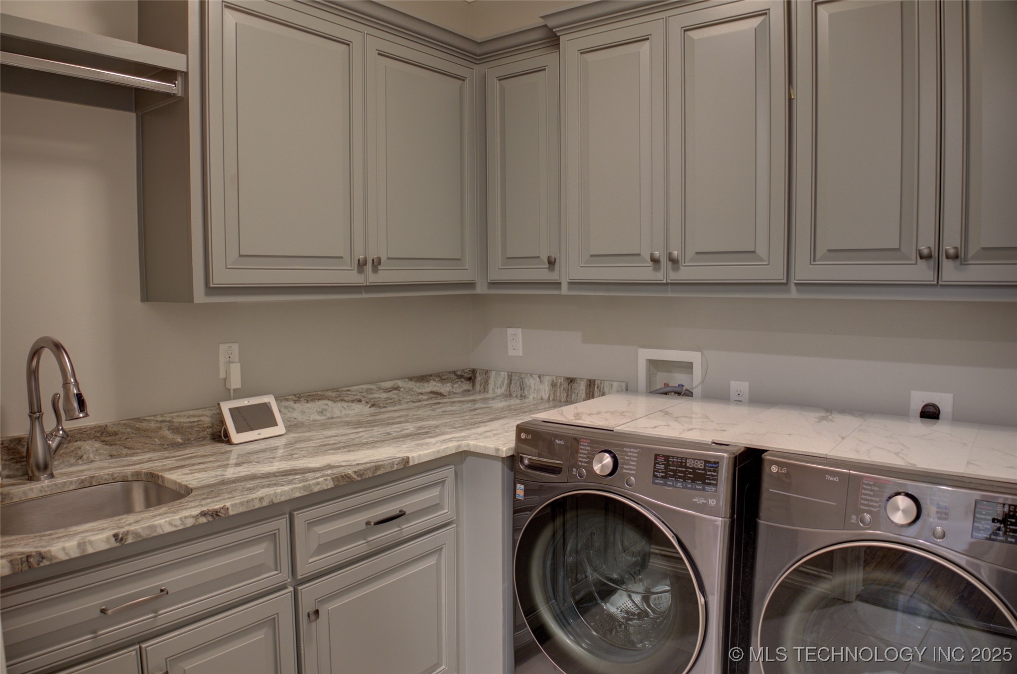 4401 S Yellow Pine Avenue