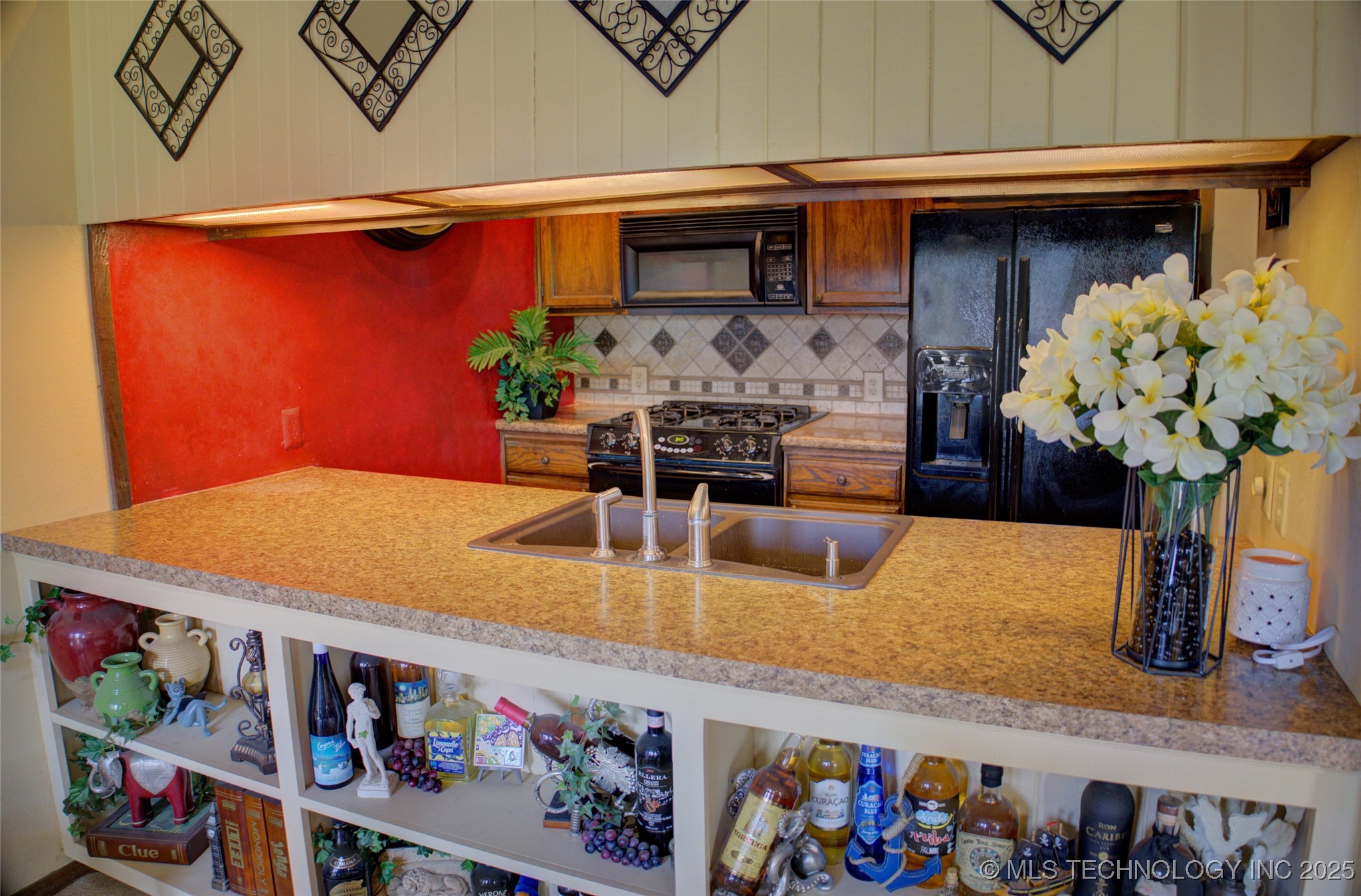 2841 E 90th Street 21