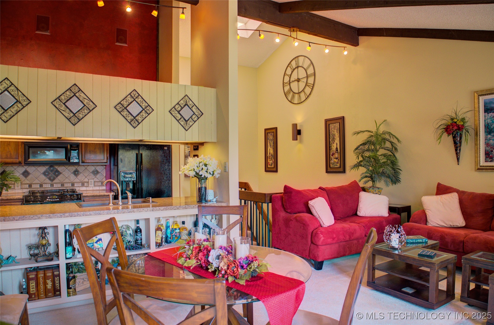 2841 E 90th Street 21