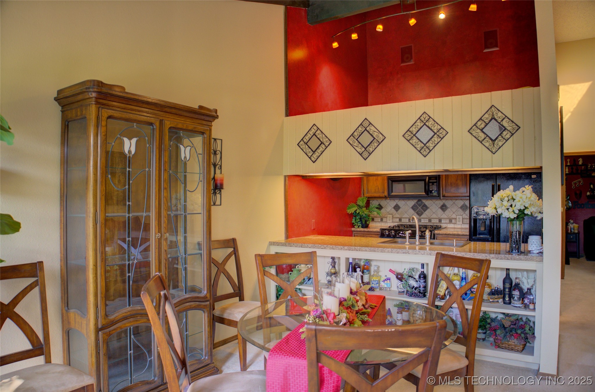 2841 E 90th Street 21