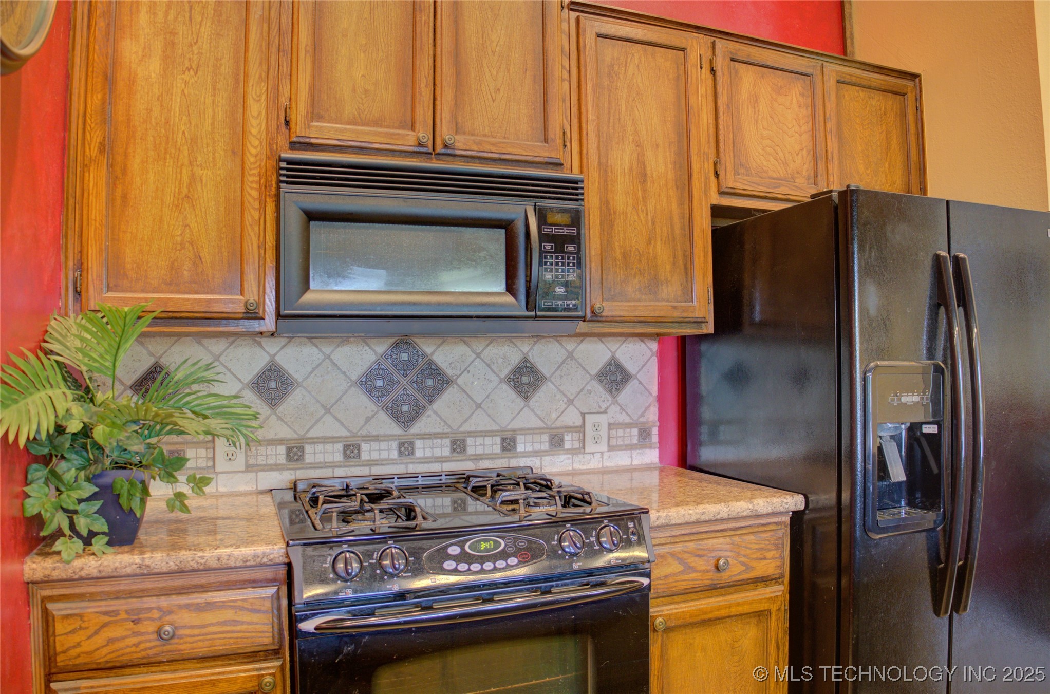 2841 E 90th Street 21