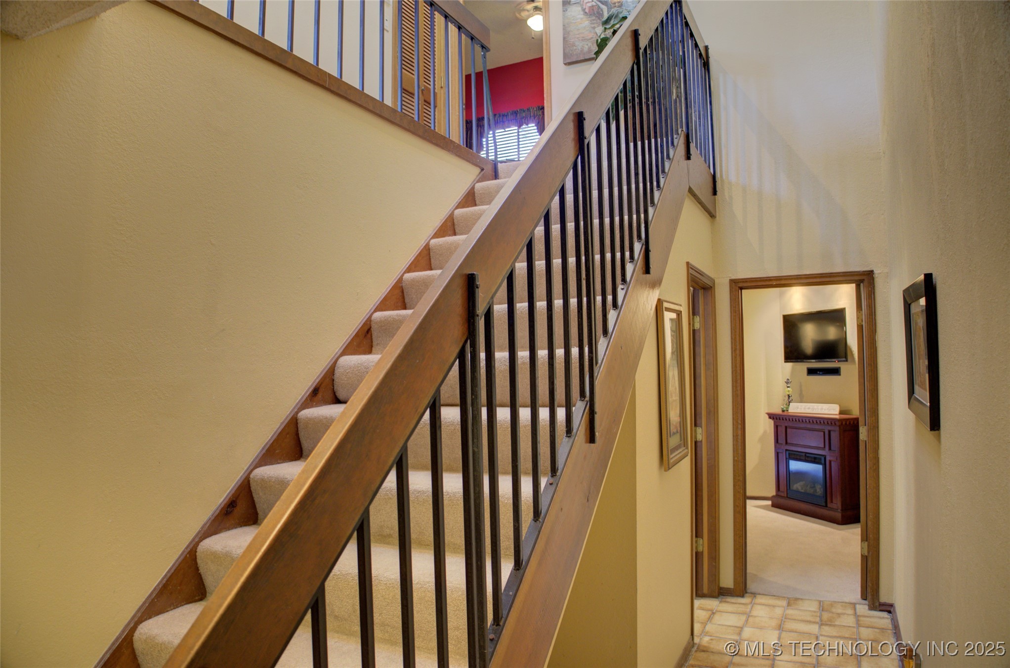 2841 E 90th Street 21