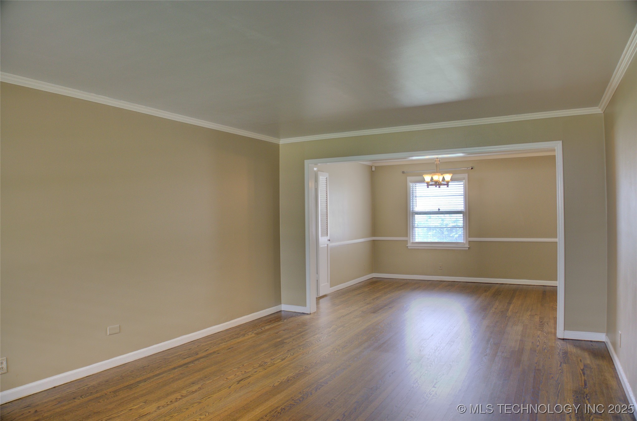 2242 S Florence Place