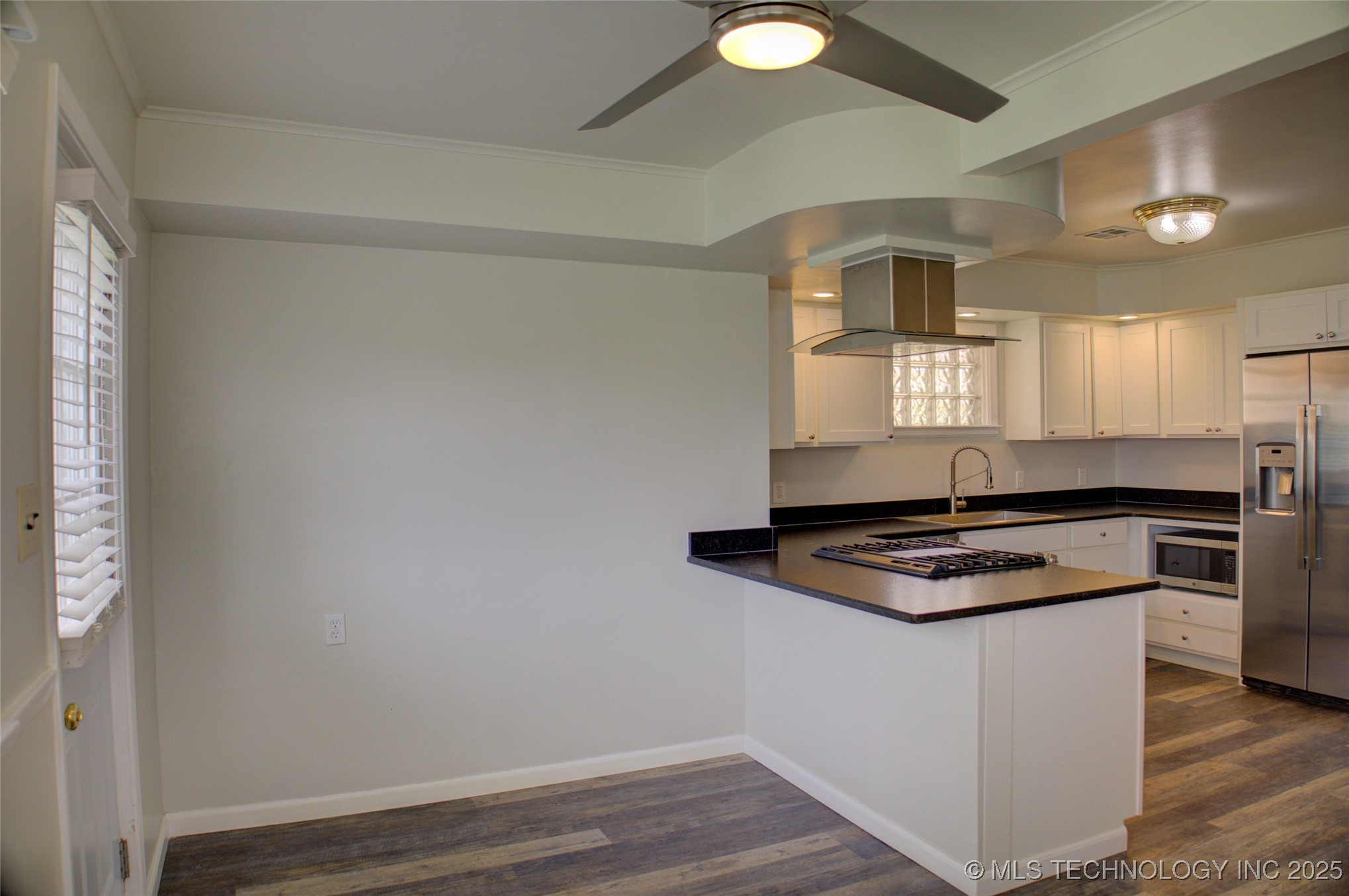 2242 S Florence Place