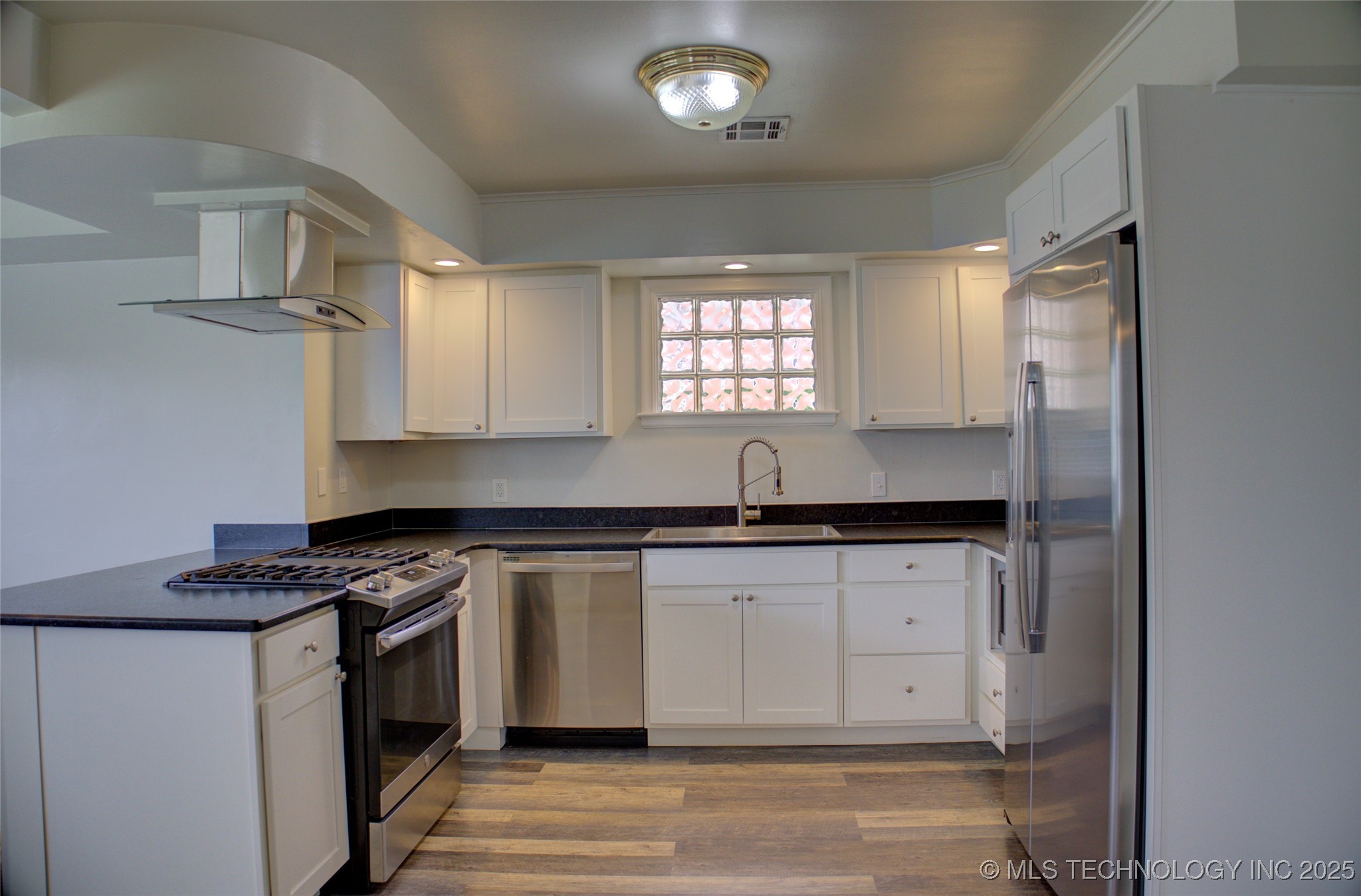 2242 S Florence Place