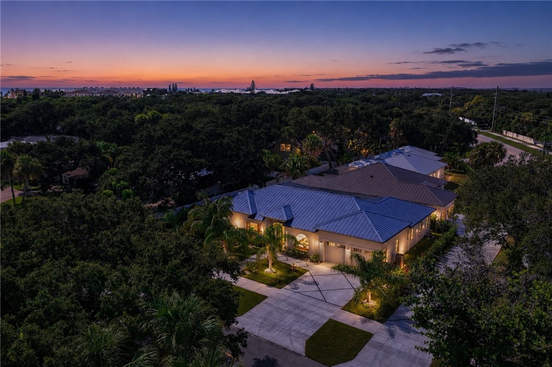888 Sandpiper Lane