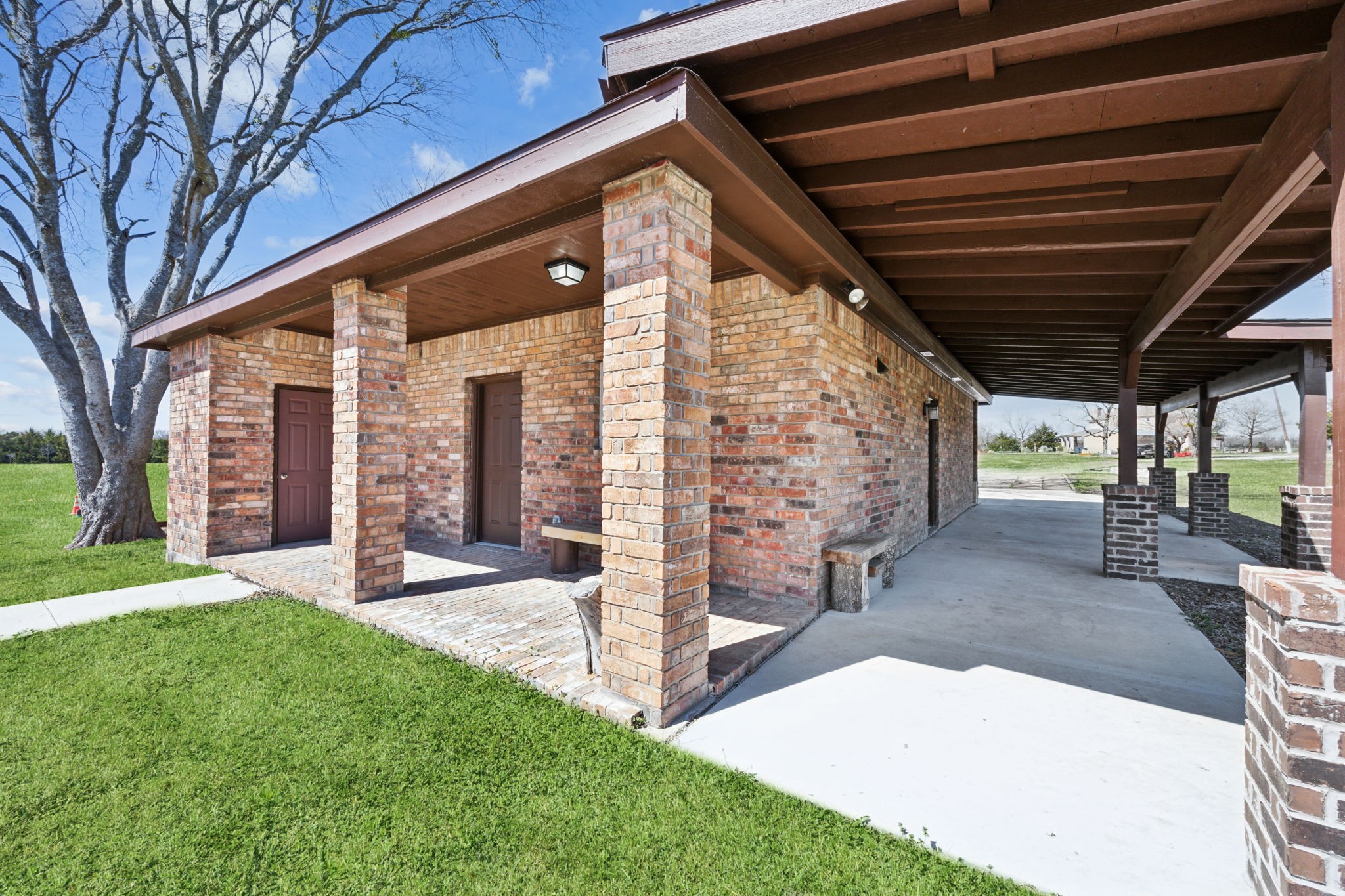 8890 Private Road 5368