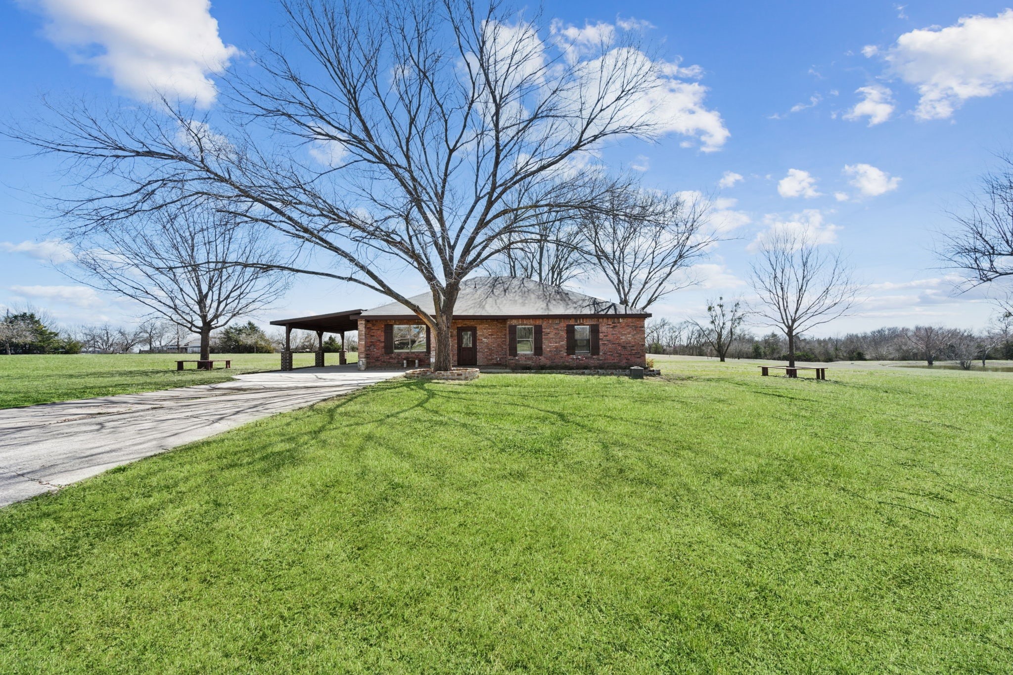 8890 Private Road 5368