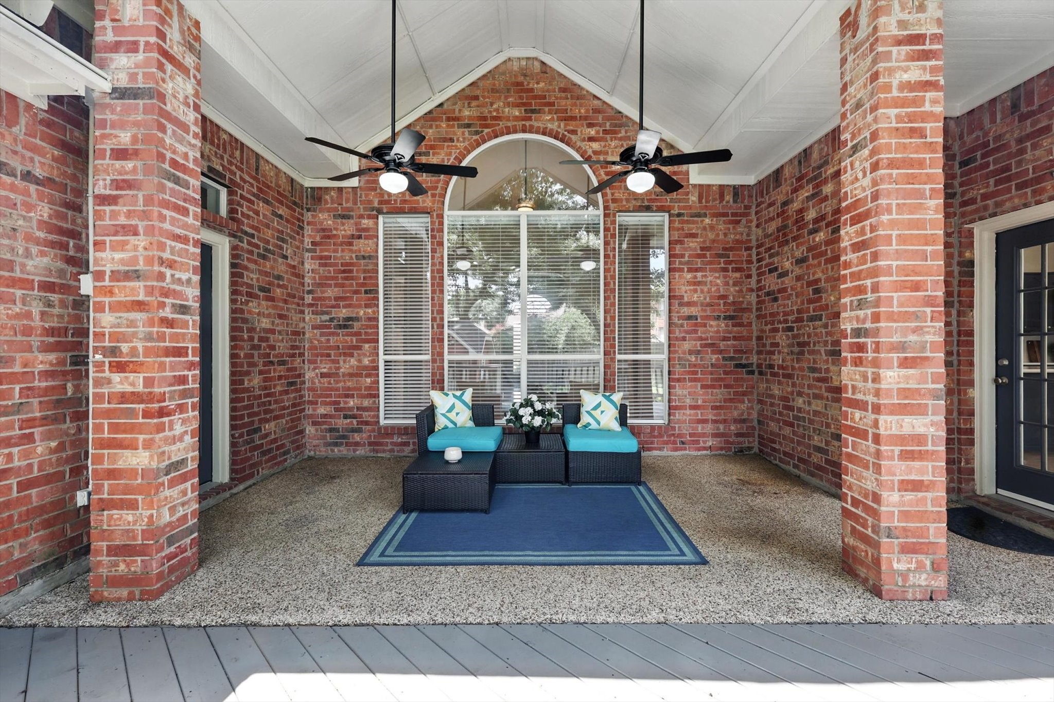 2402 Pittsburg Landing