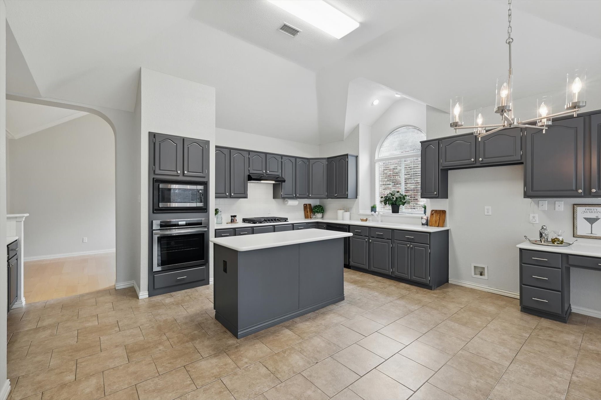 2402 Pittsburg Landing