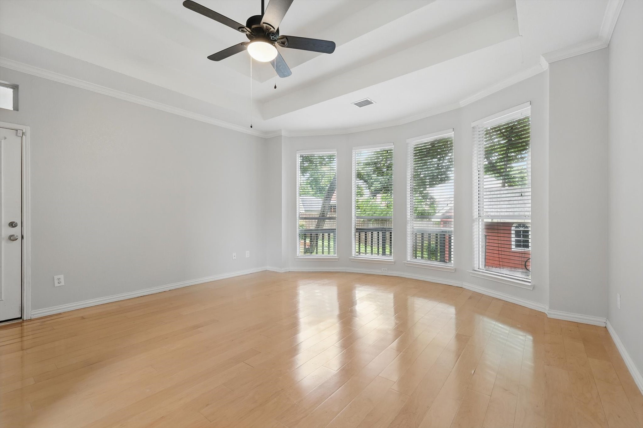 2402 Pittsburg Landing