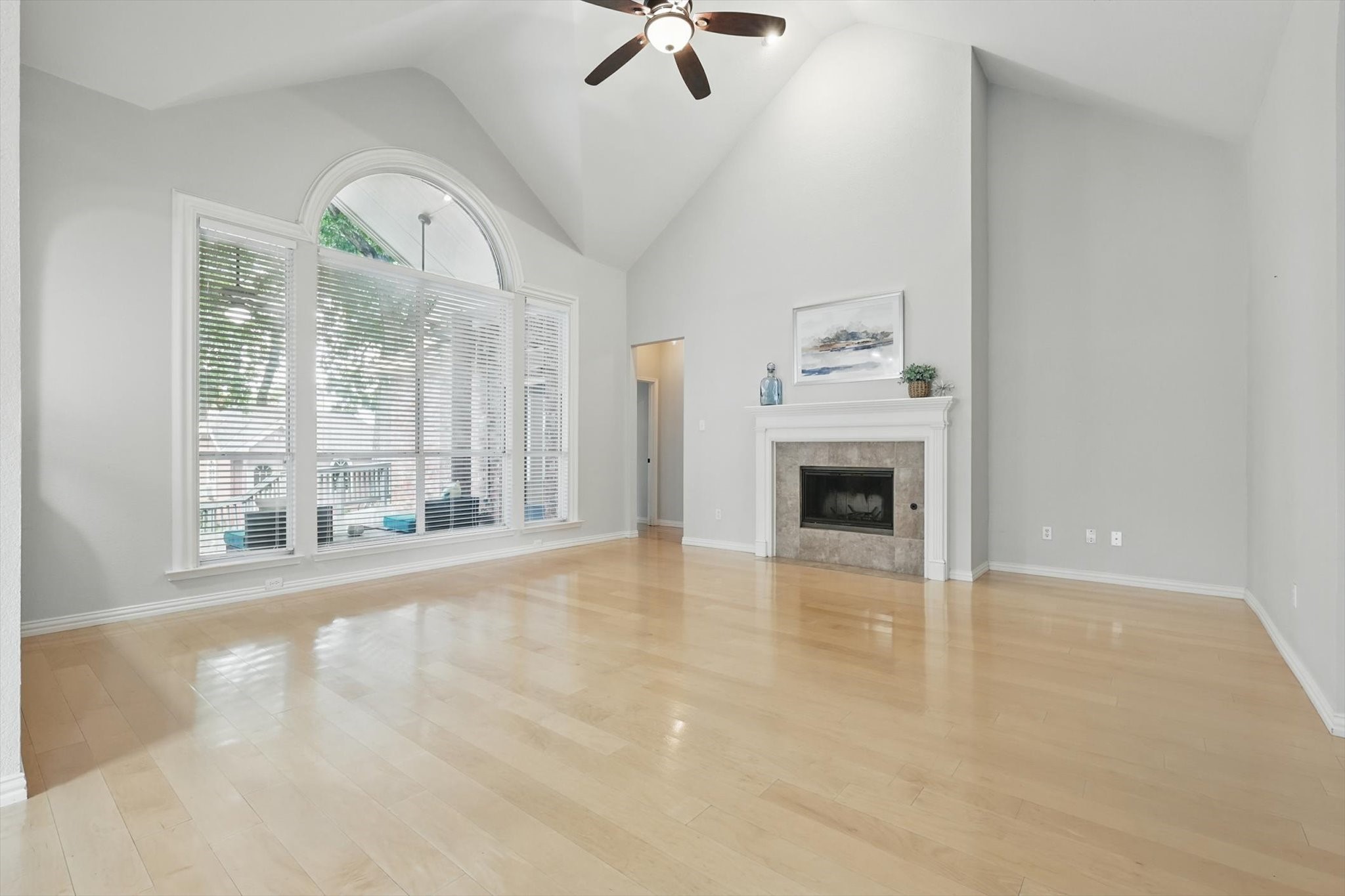 2402 Pittsburg Landing