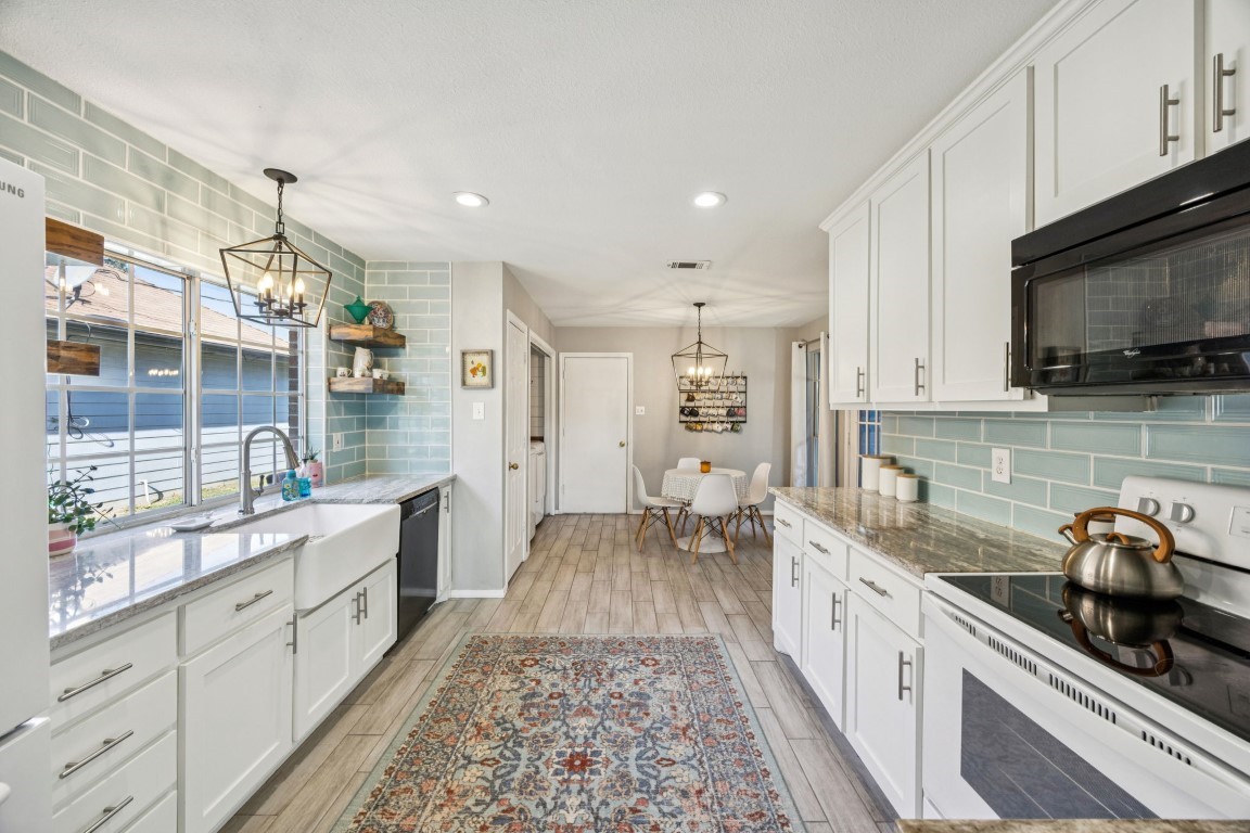 1111 Sheppard Lane